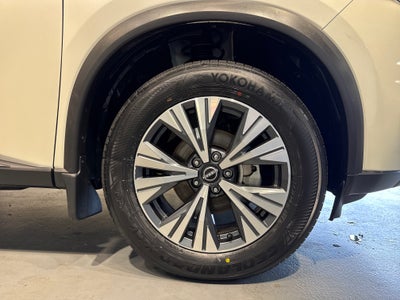 2023 Nissan Rogue SV W/Premium Package