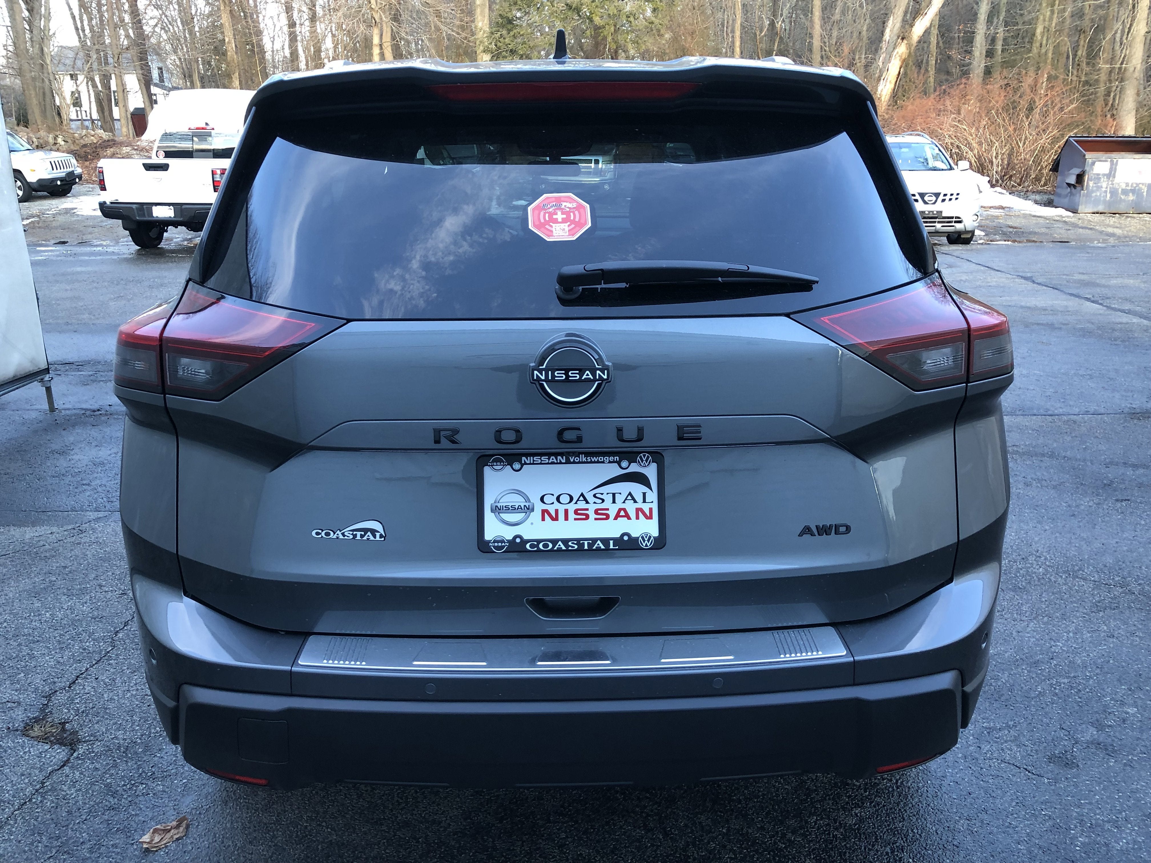 2026 Nissan Rogue Dark Armor