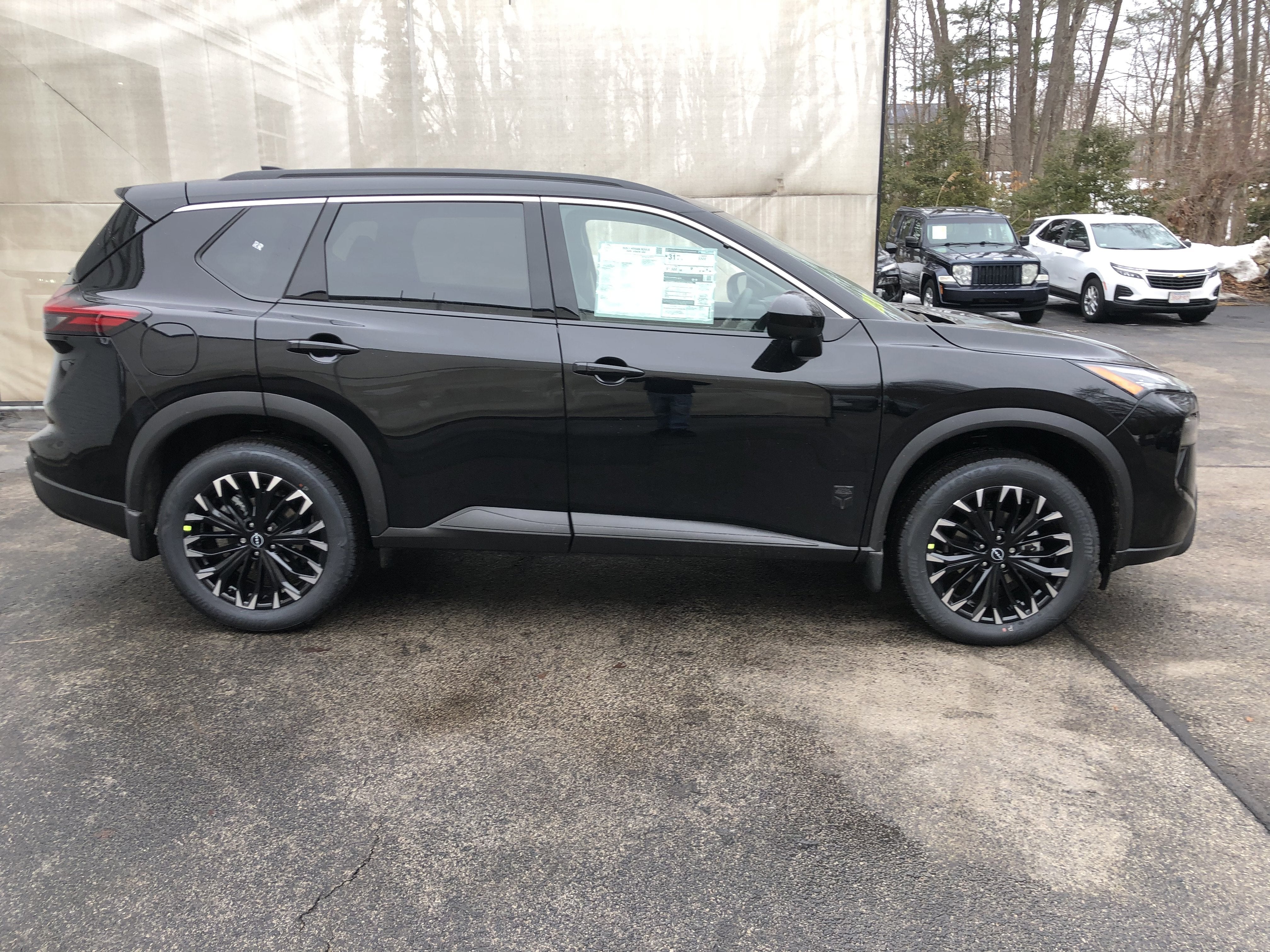 2026 Nissan Rogue Dark Armor