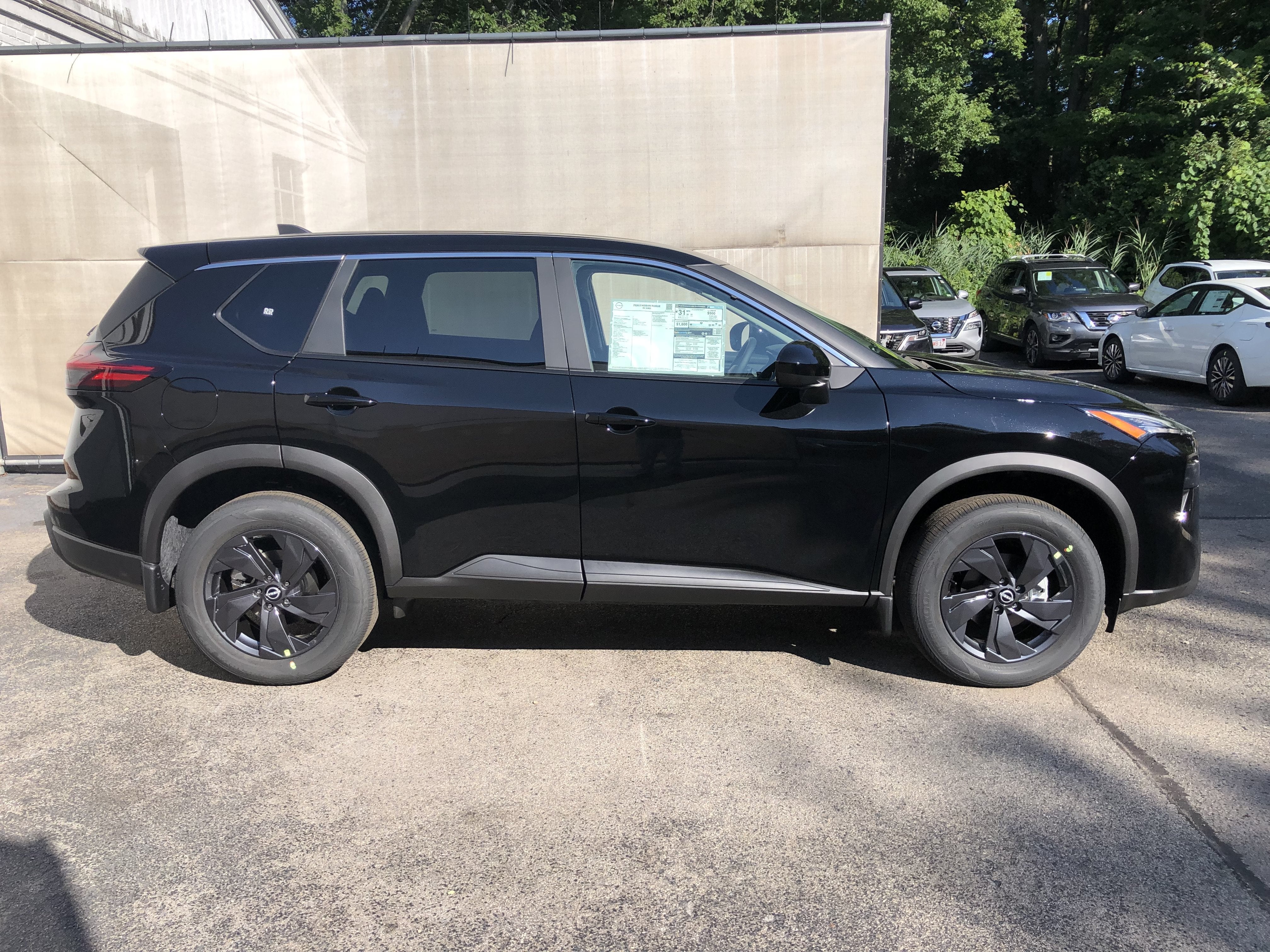 2026 Nissan Rogue SV