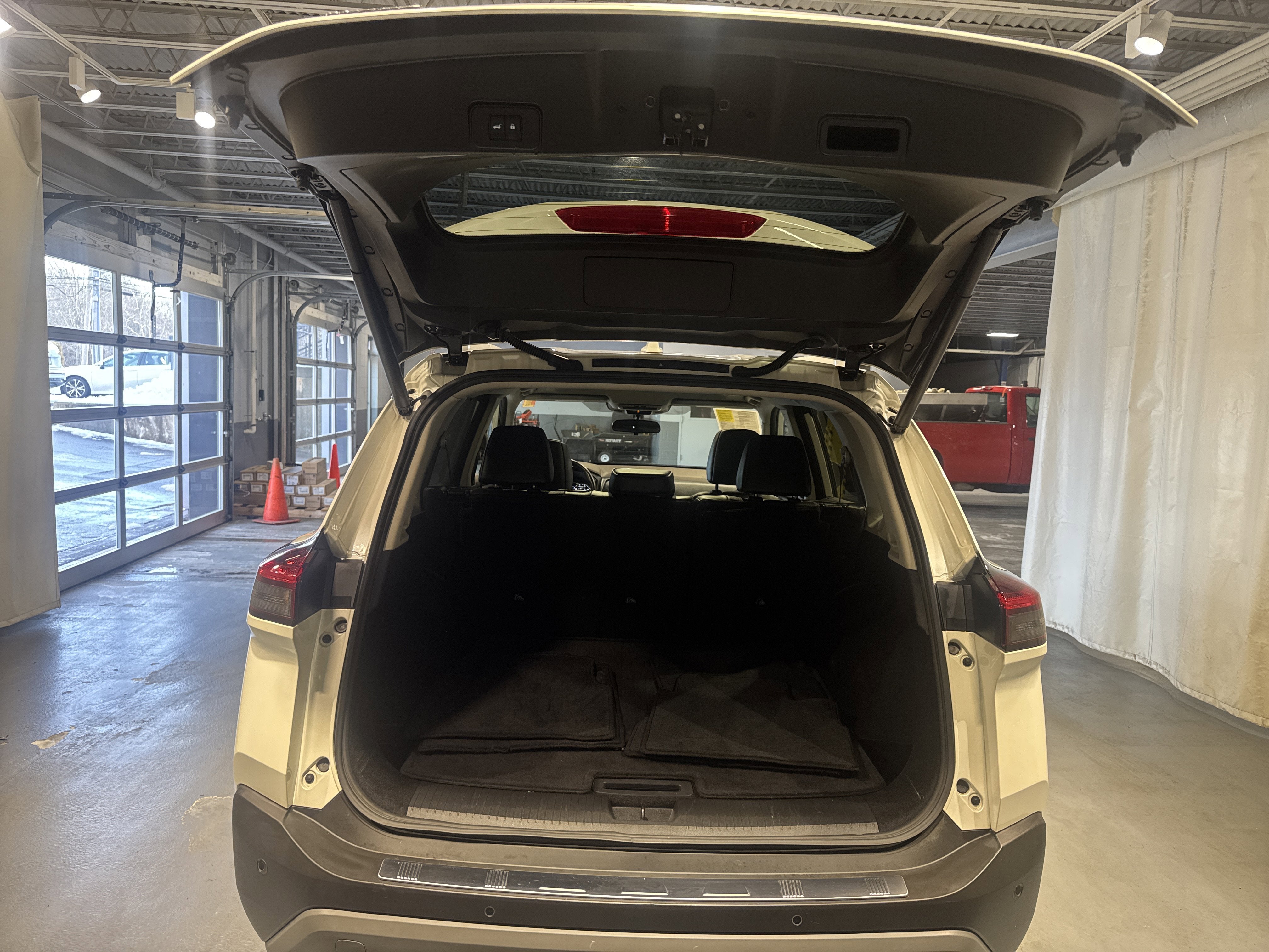 2023 Nissan Rogue SV W/Premium Package