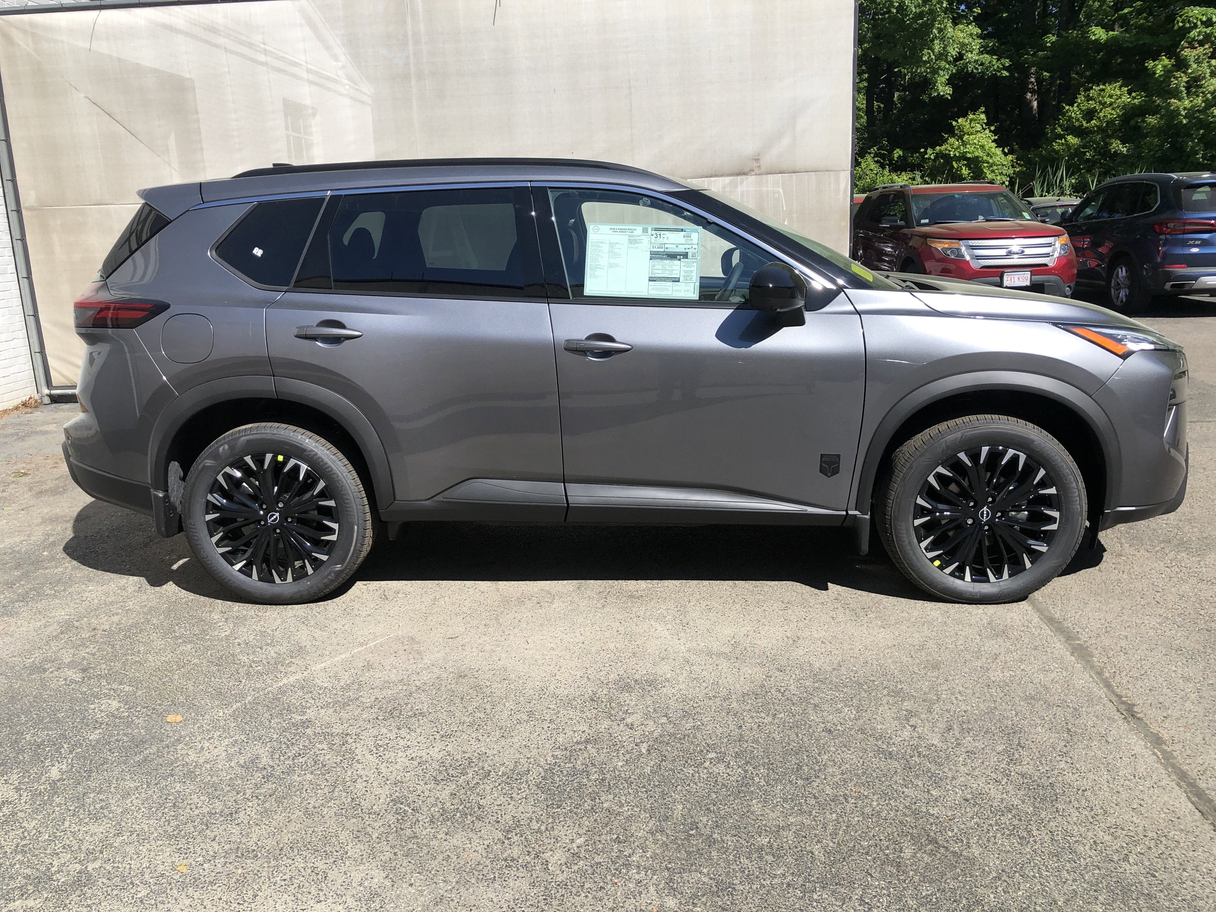 2026 Nissan Rogue Dark Armor