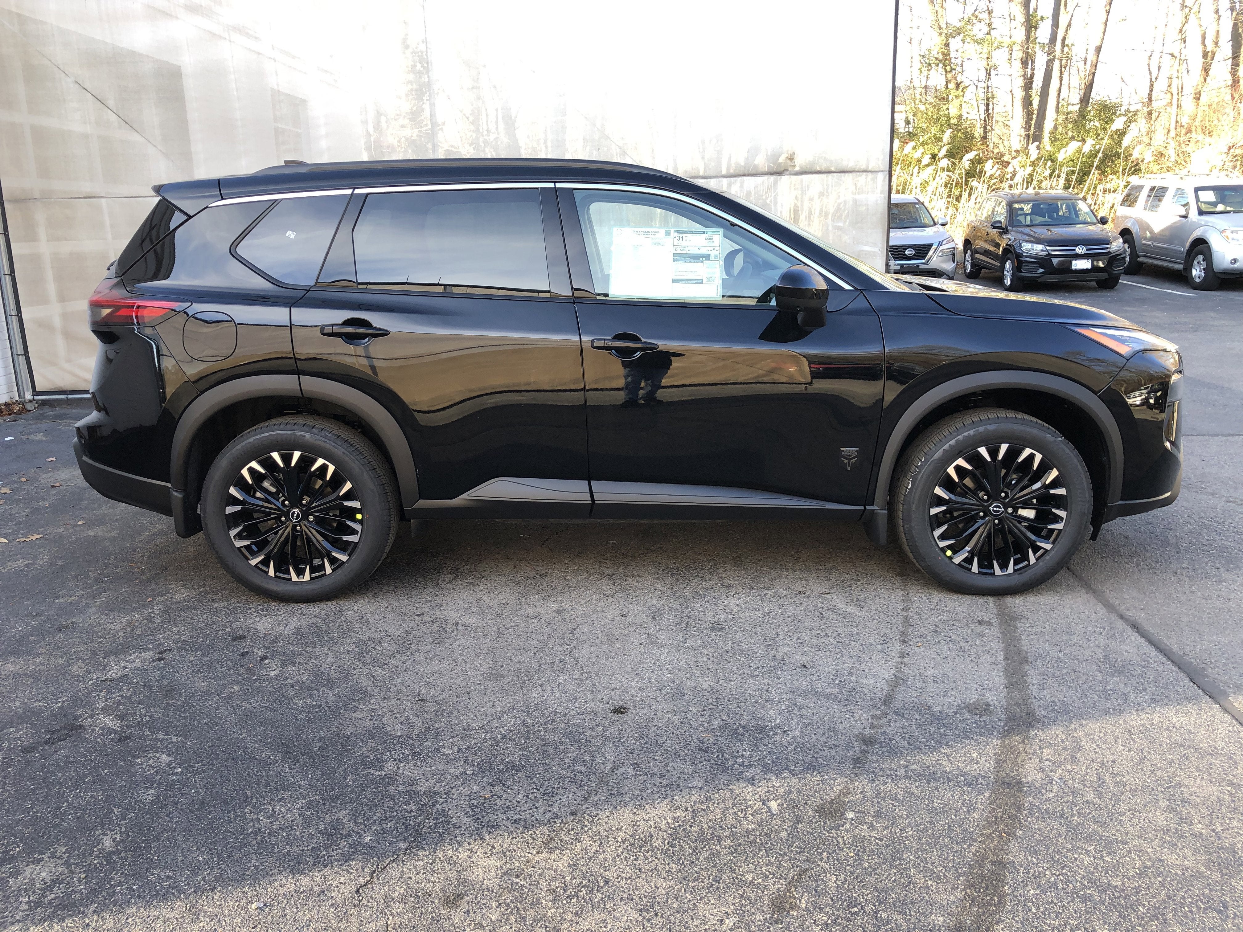 2026 Nissan Rogue Dark Armor