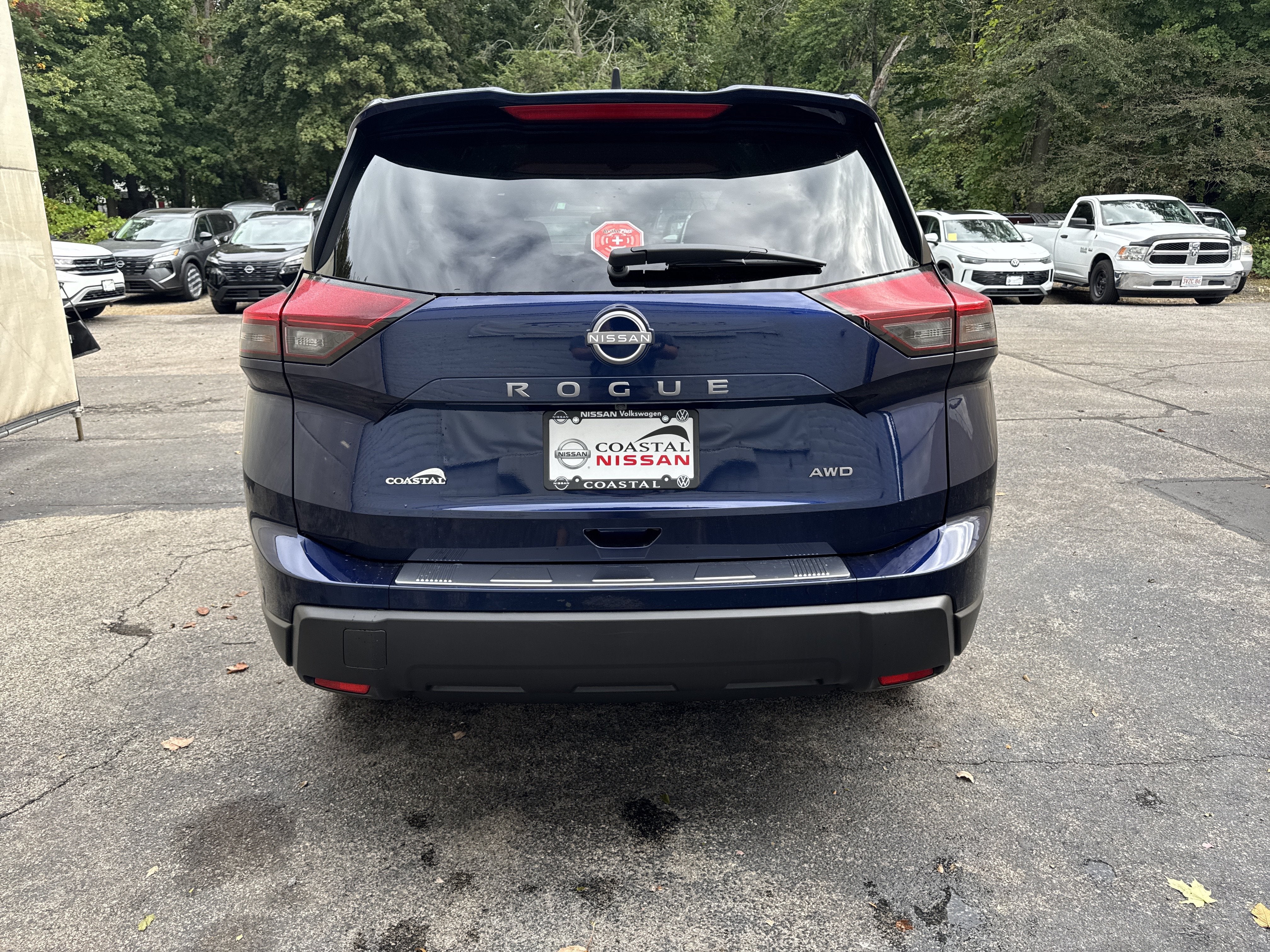 2027 Nissan Rogue SV