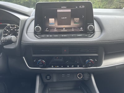 2027 Nissan Rogue SV