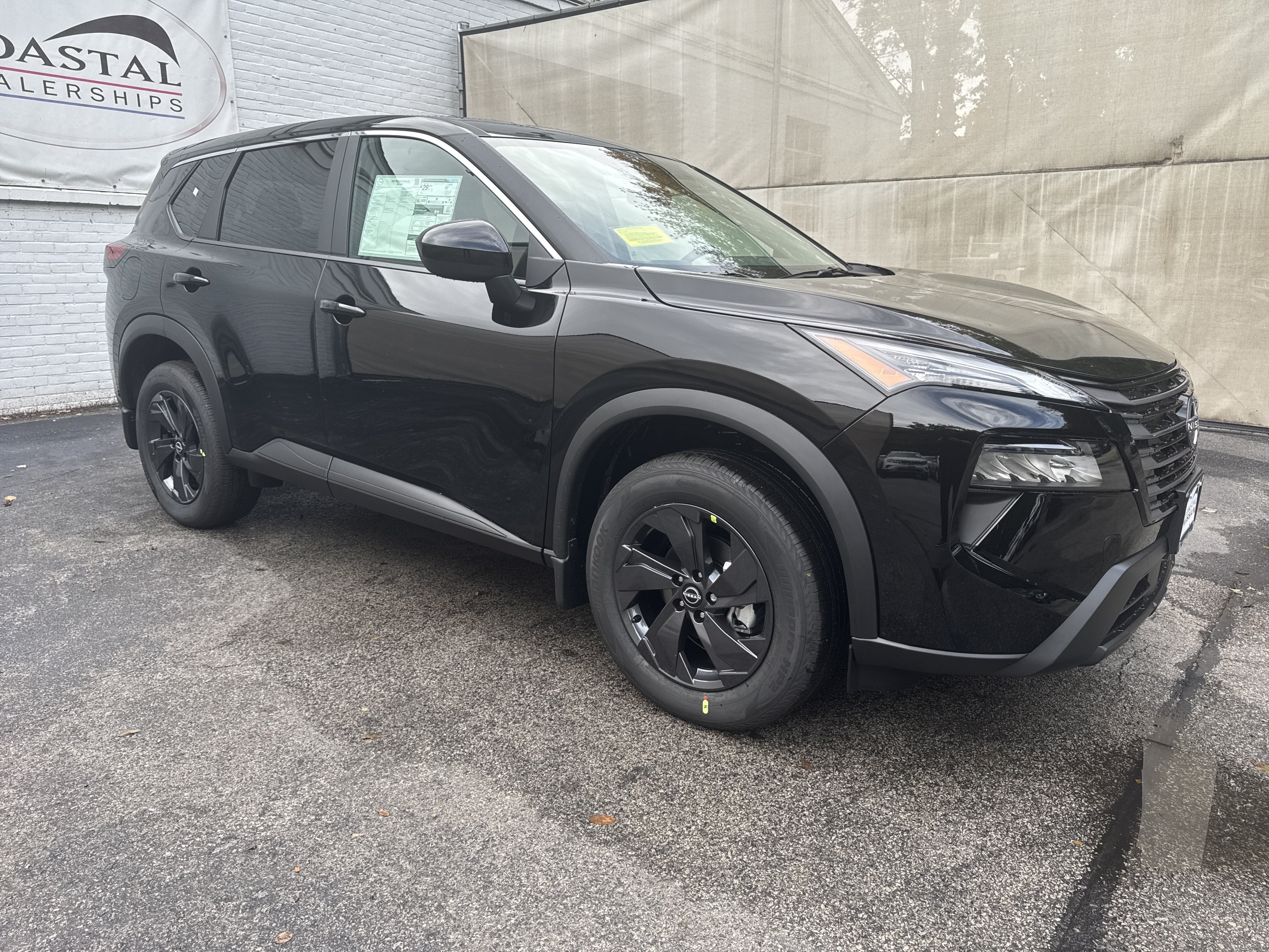 2027 Nissan Rogue SV