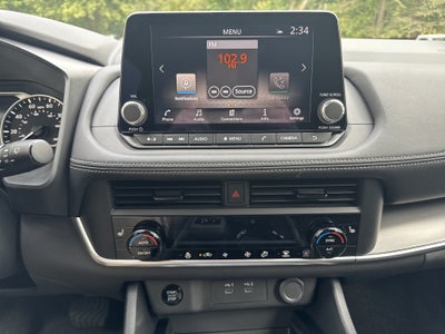 2027 Nissan Rogue SV
