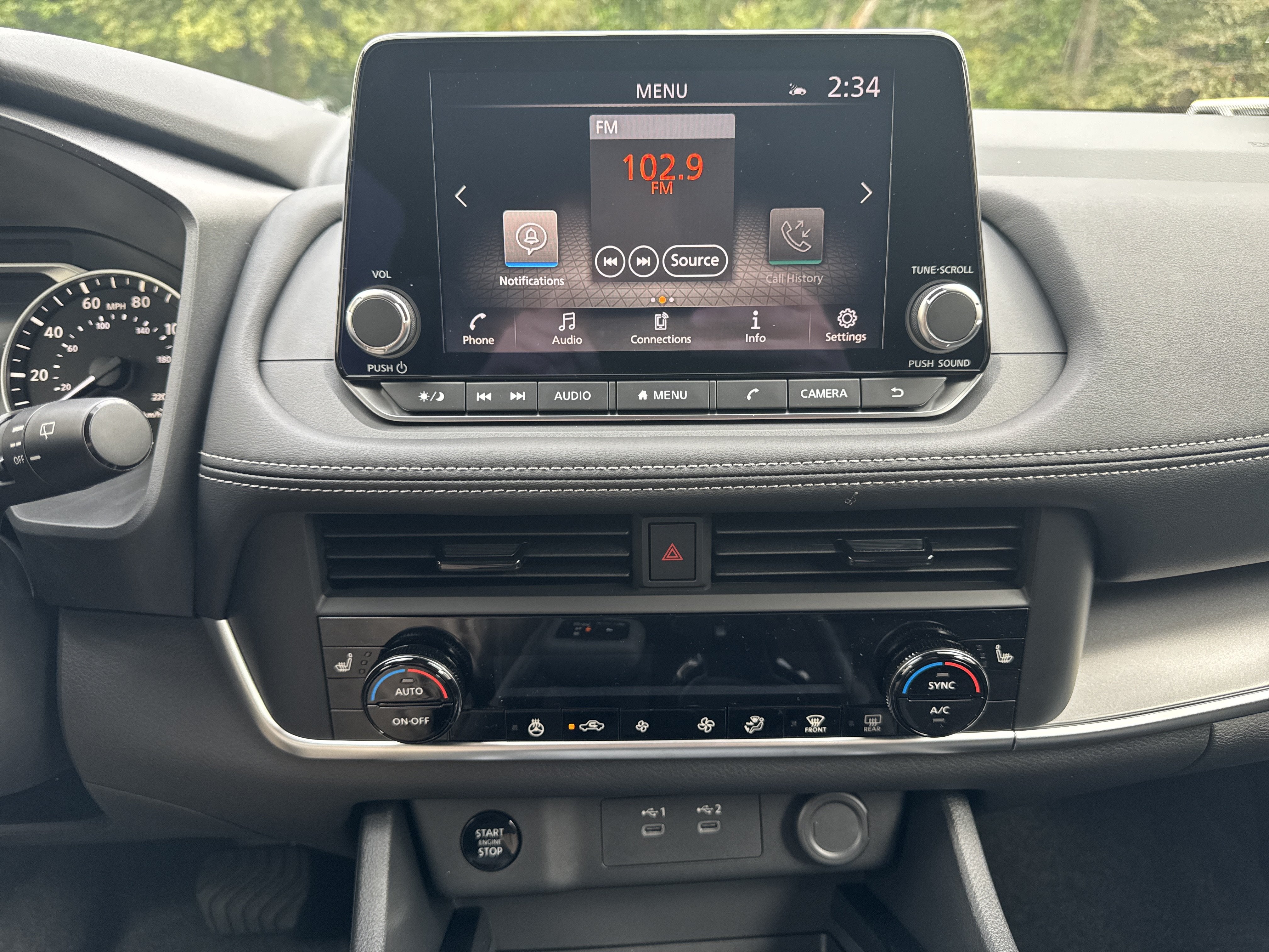 2027 Nissan Rogue SV