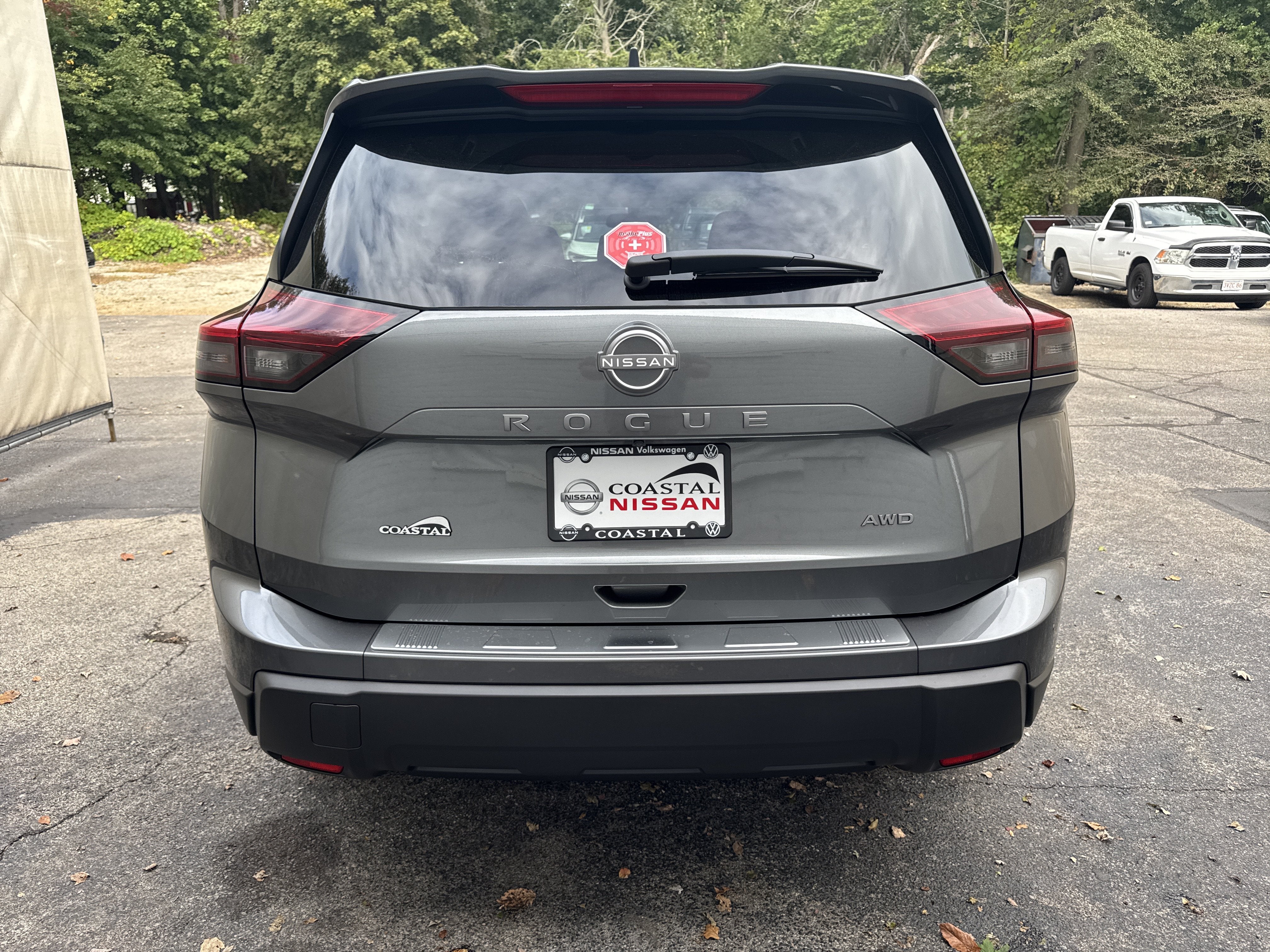 2027 Nissan Rogue SV