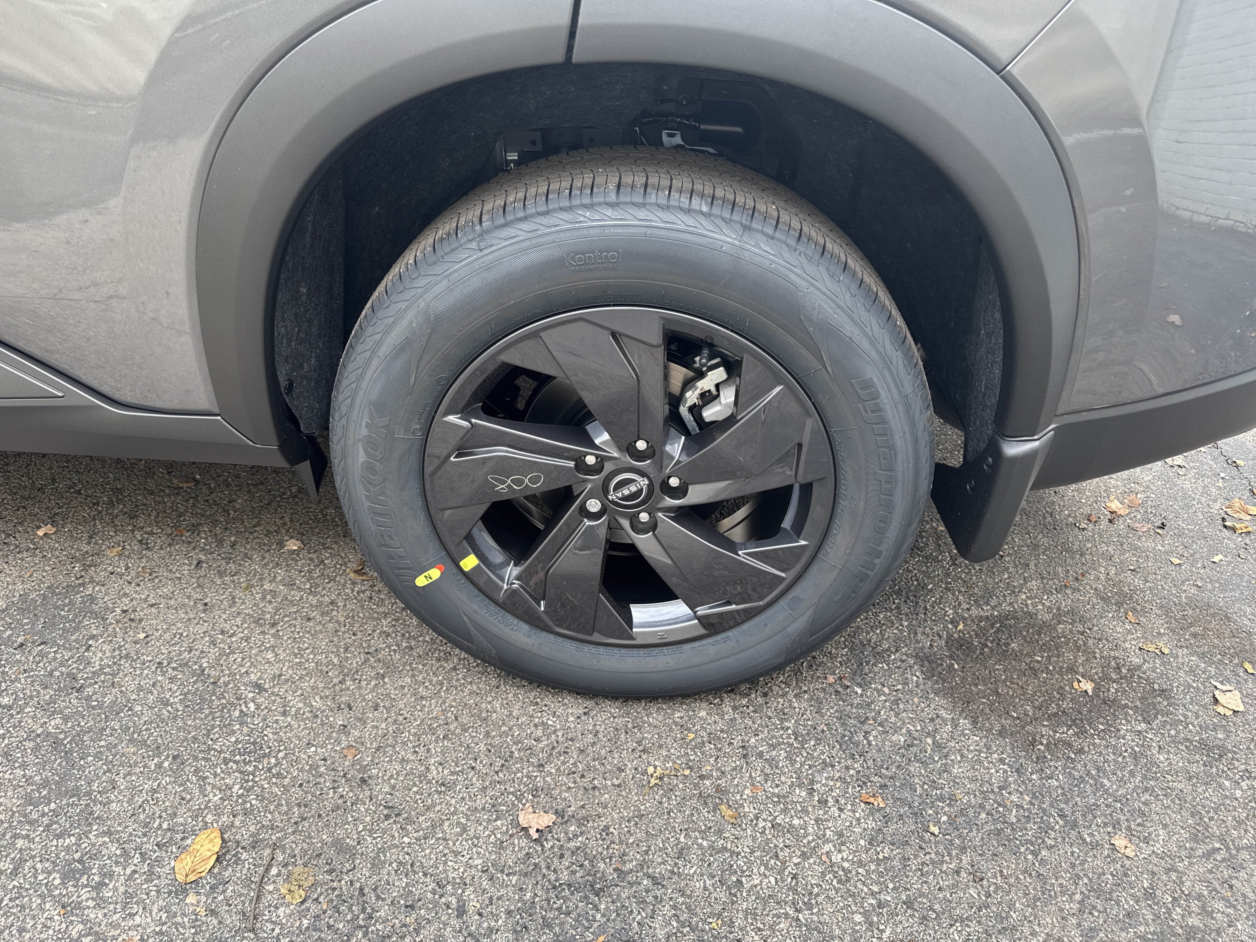 2027 Nissan Rogue SV