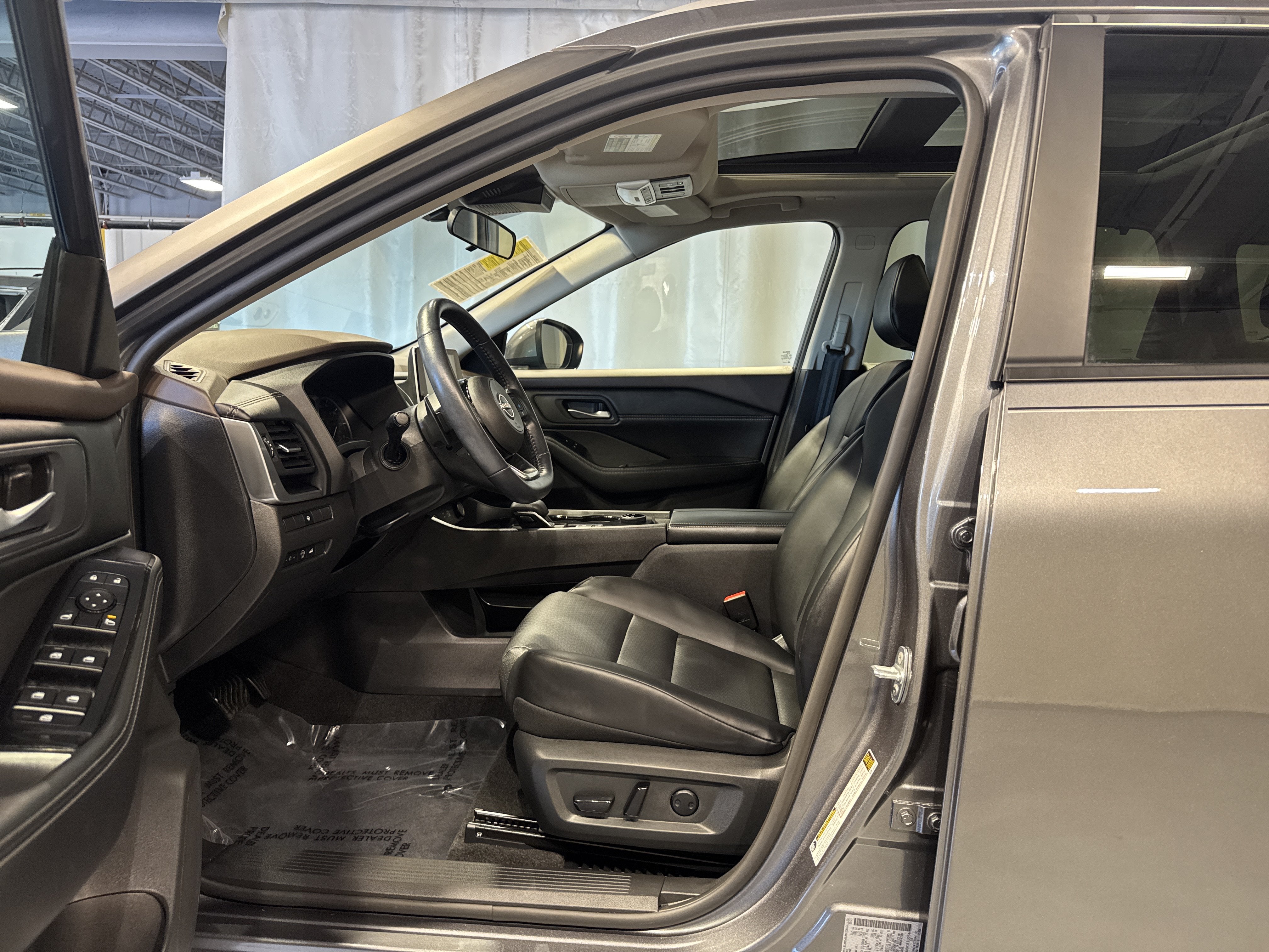 2023 Nissan Rogue SV W/Premium Package