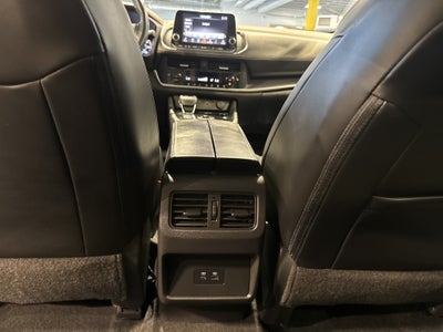 2023 Nissan Rogue SV W/Premium Package