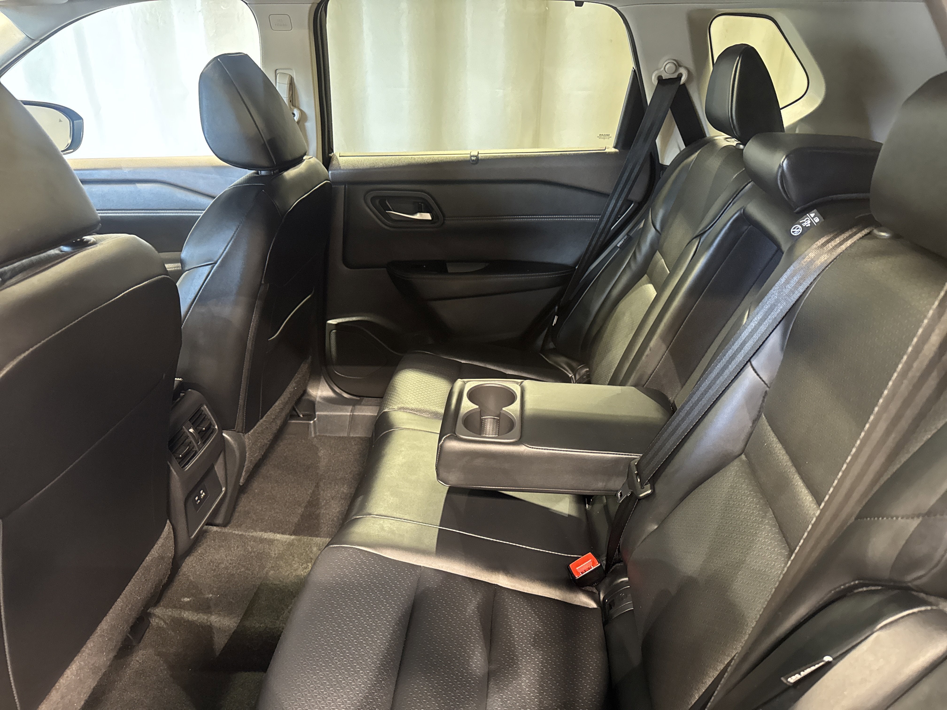 2023 Nissan Rogue SV W/Premium Package