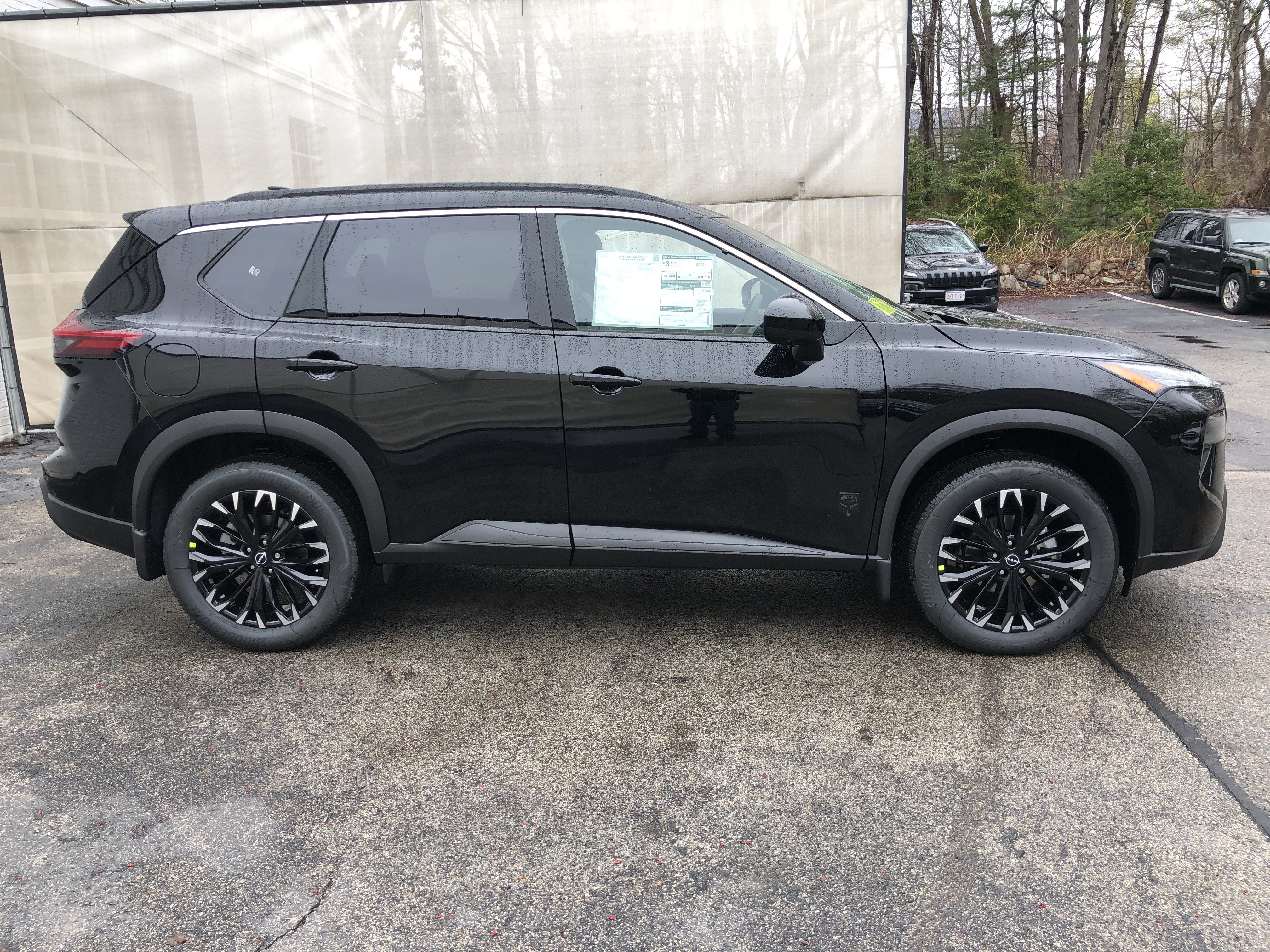 2026 Nissan Rogue Dark Armor