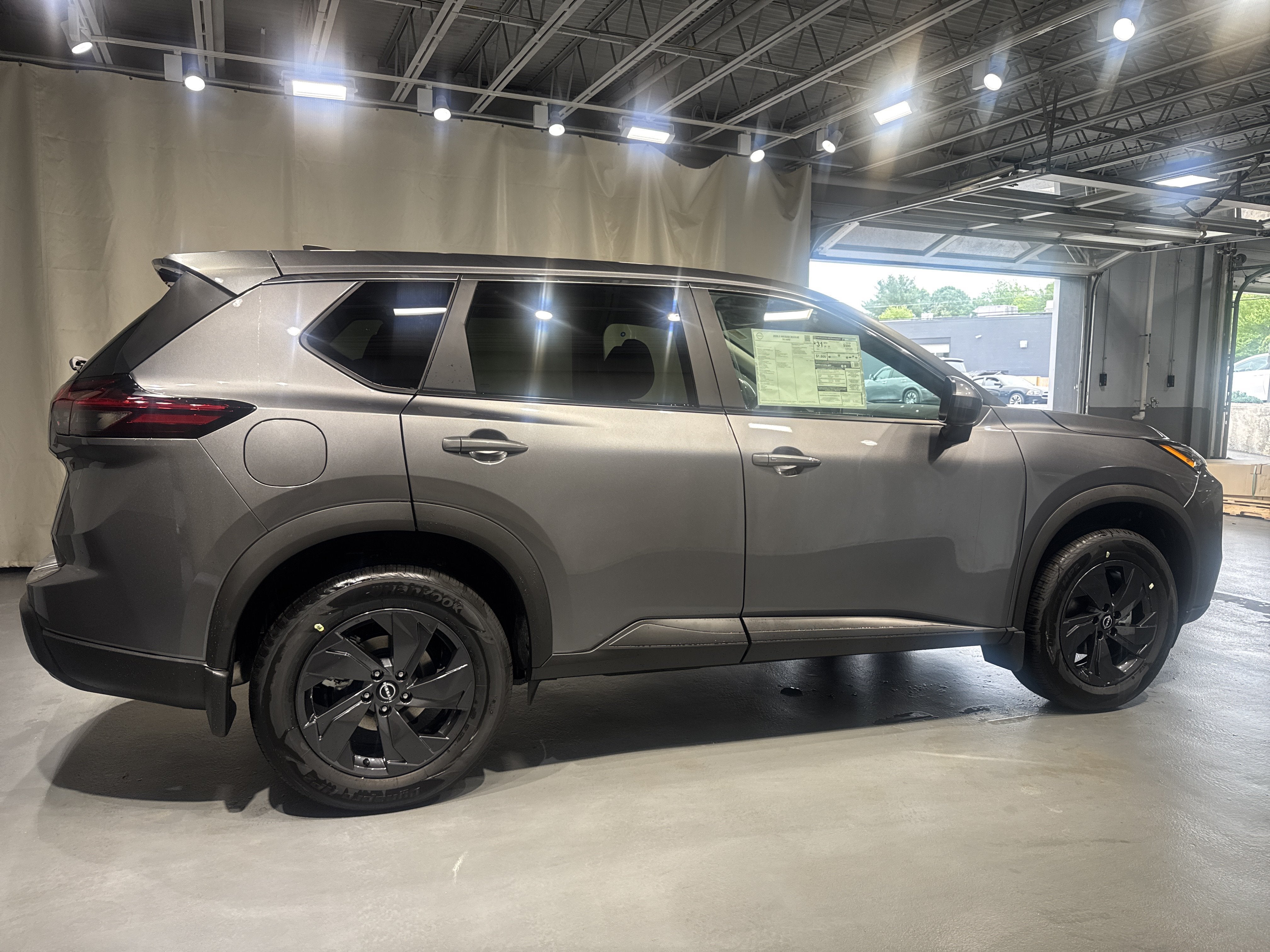 2026 Nissan Rogue SV