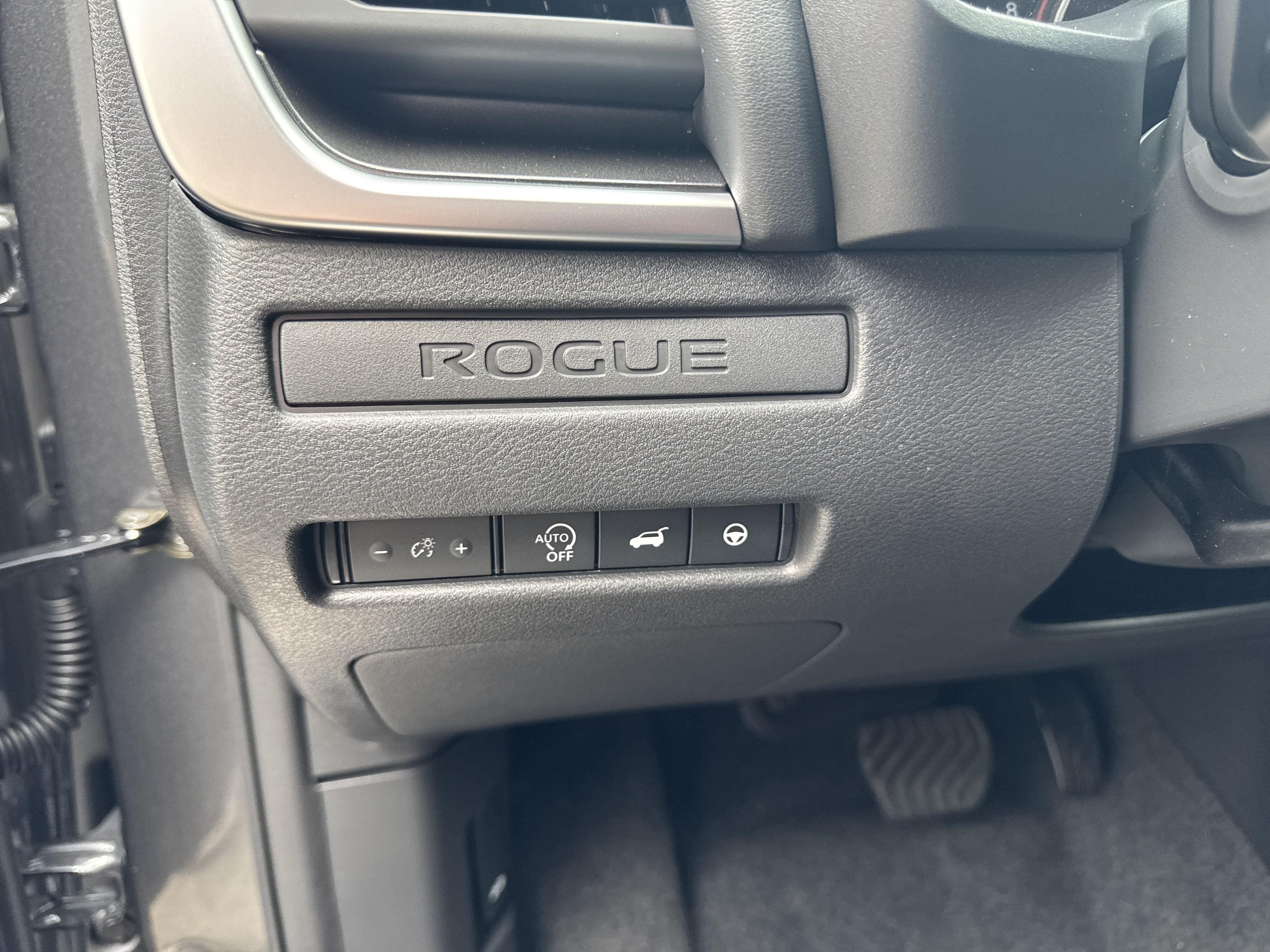 2027 Nissan Rogue Dark Armor