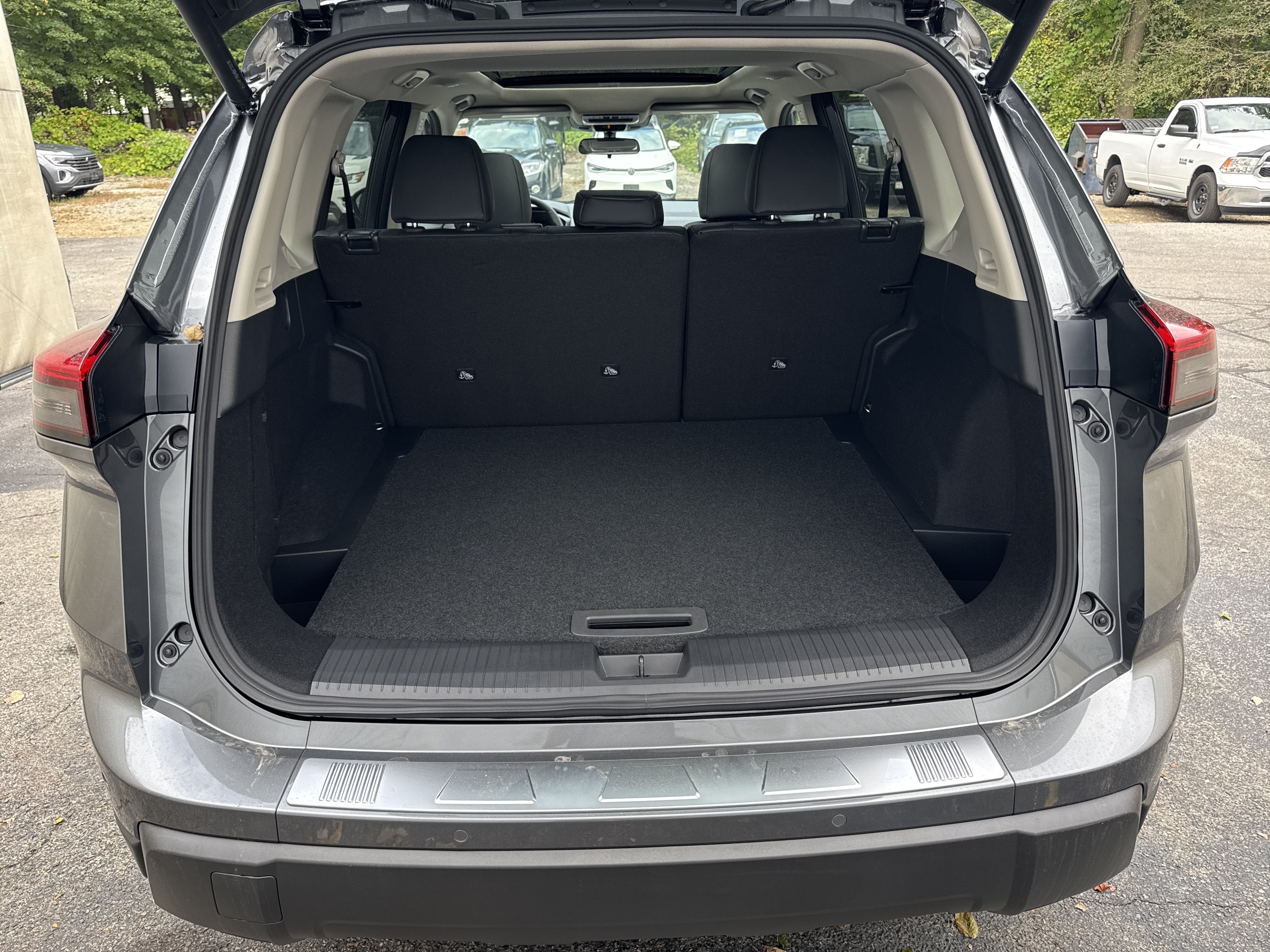 2027 Nissan Rogue Dark Armor
