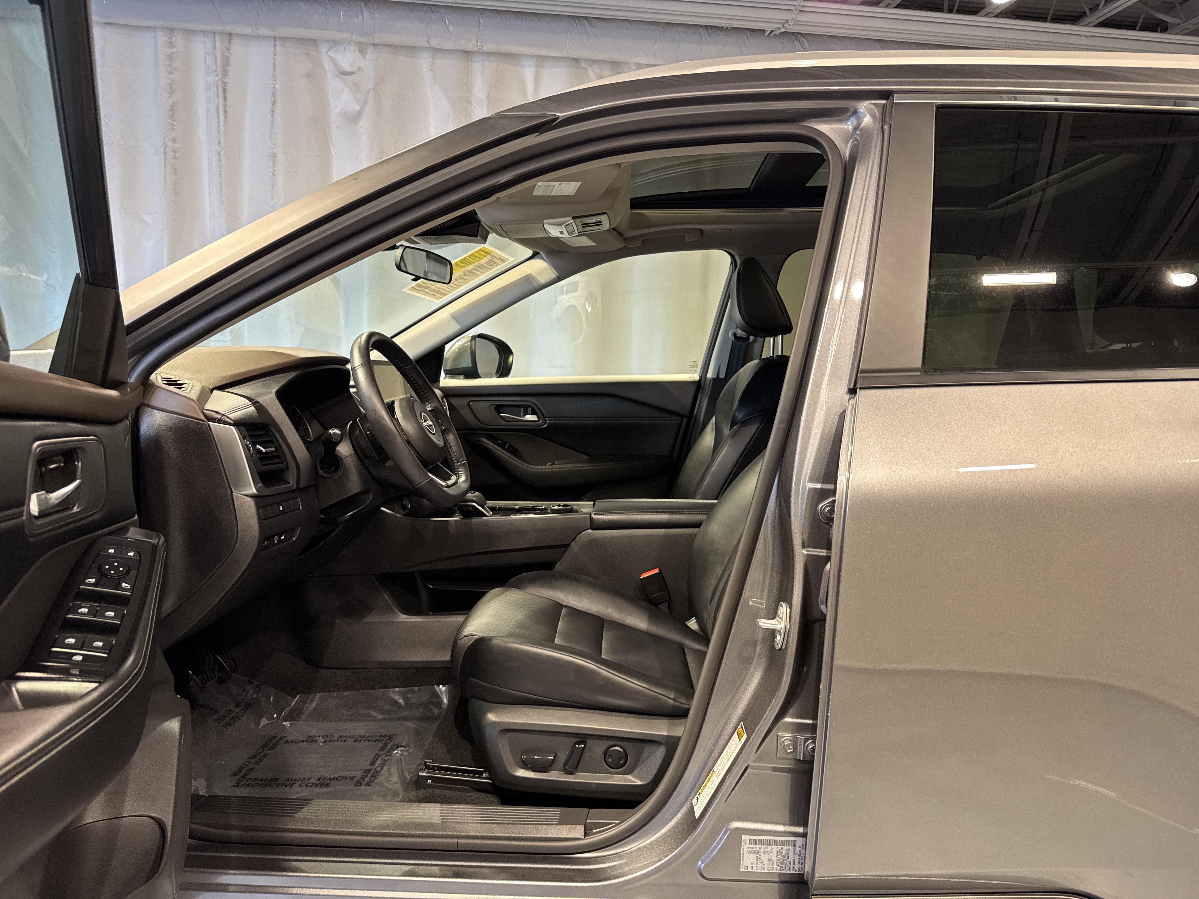 2023 Nissan Rogue SV W/Premium Package