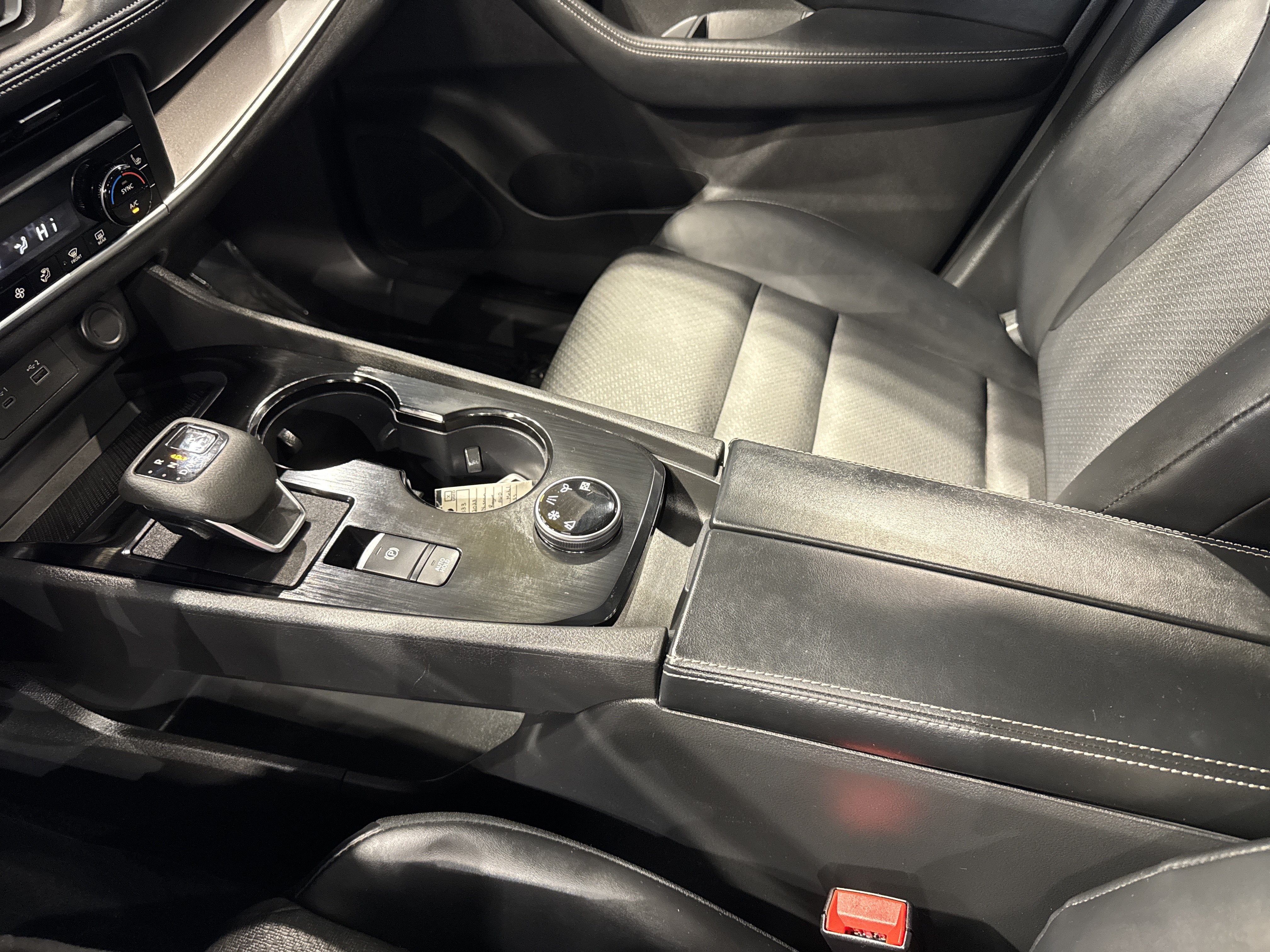 2023 Nissan Rogue SV W/Premium Package