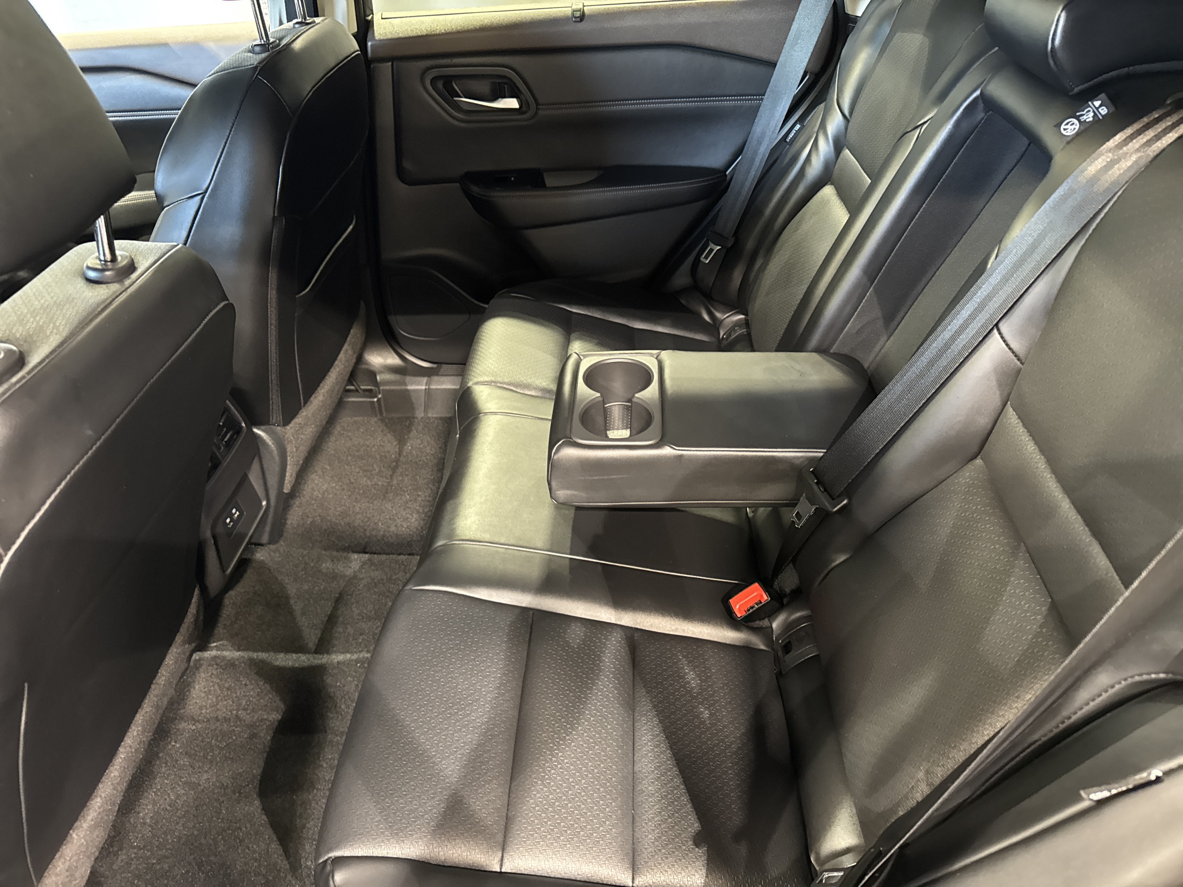 2023 Nissan Rogue SV W/Premium Package