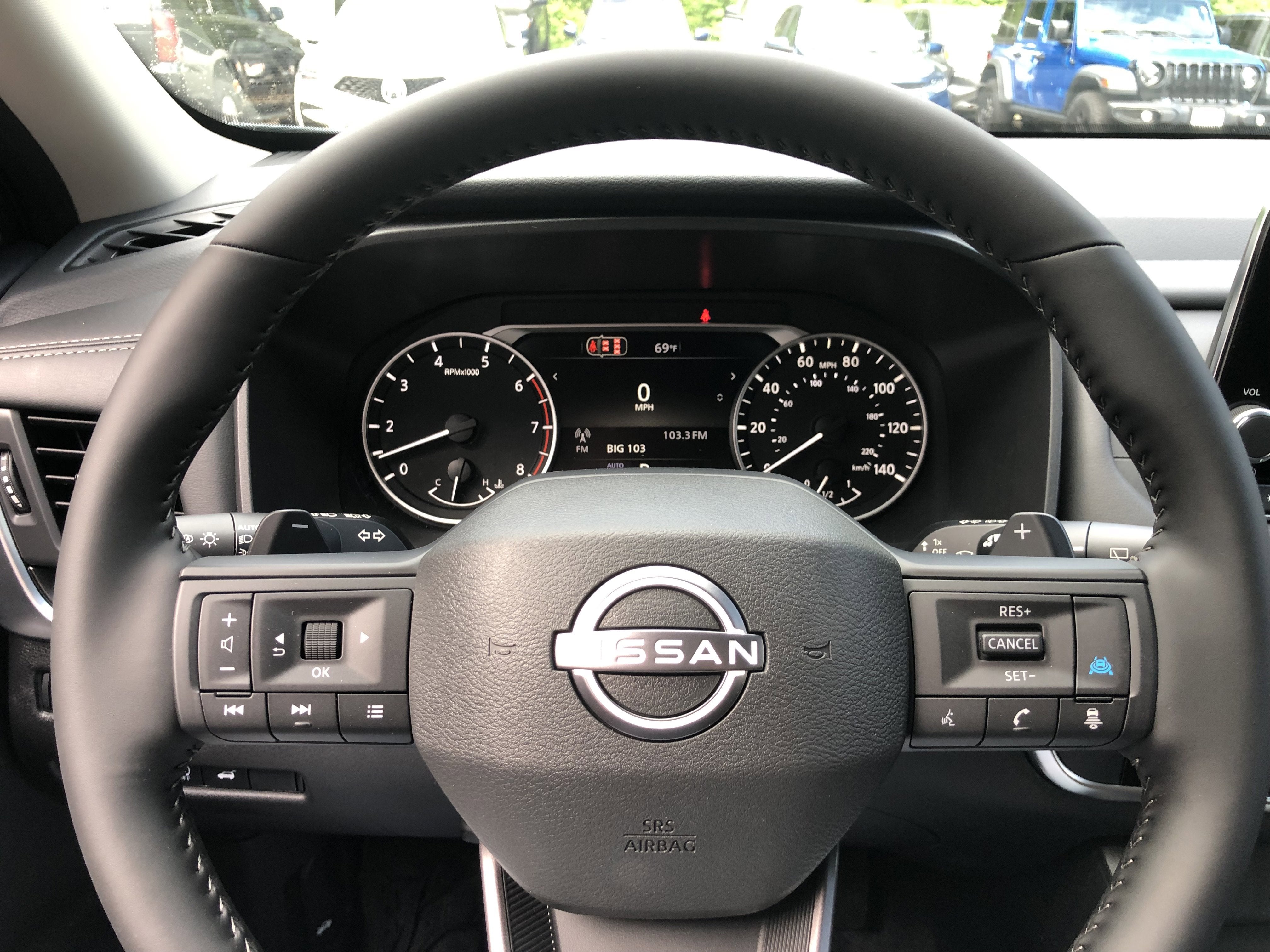 2026 Nissan Rogue SV