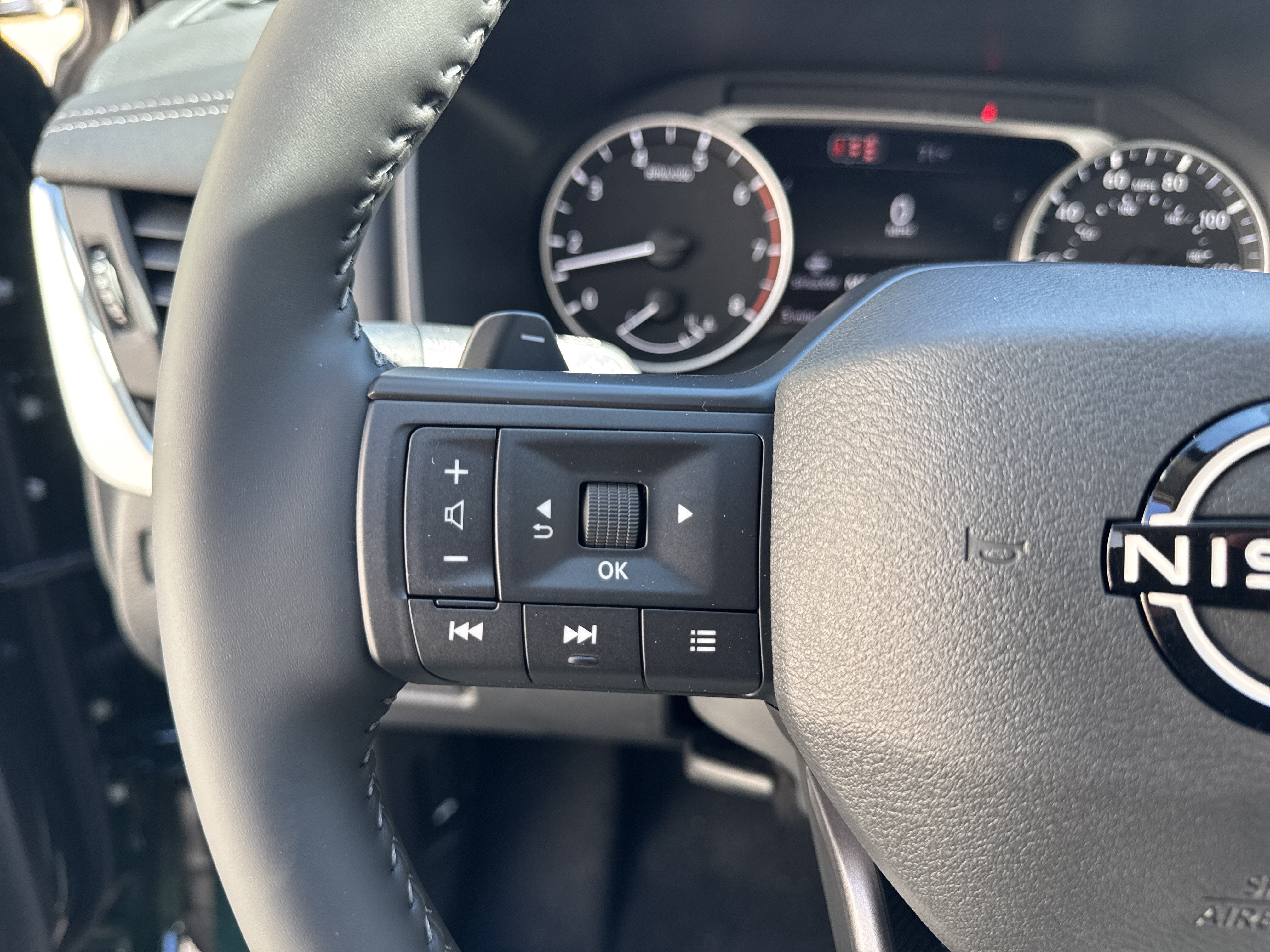 2026 Nissan Rogue Dark Armor