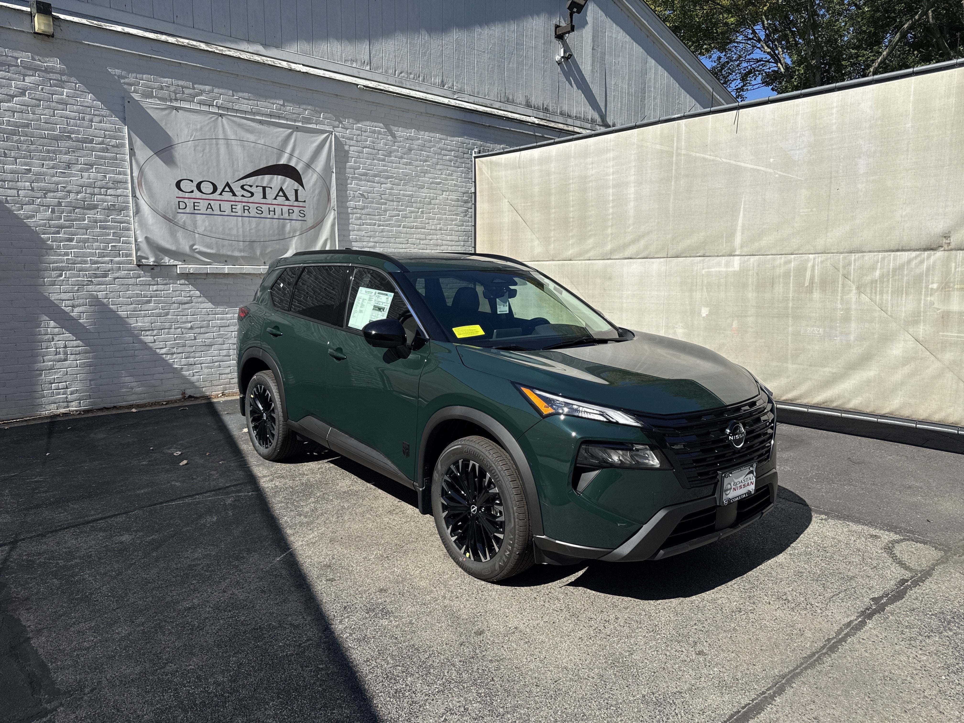 2026 Nissan Rogue Dark Armor