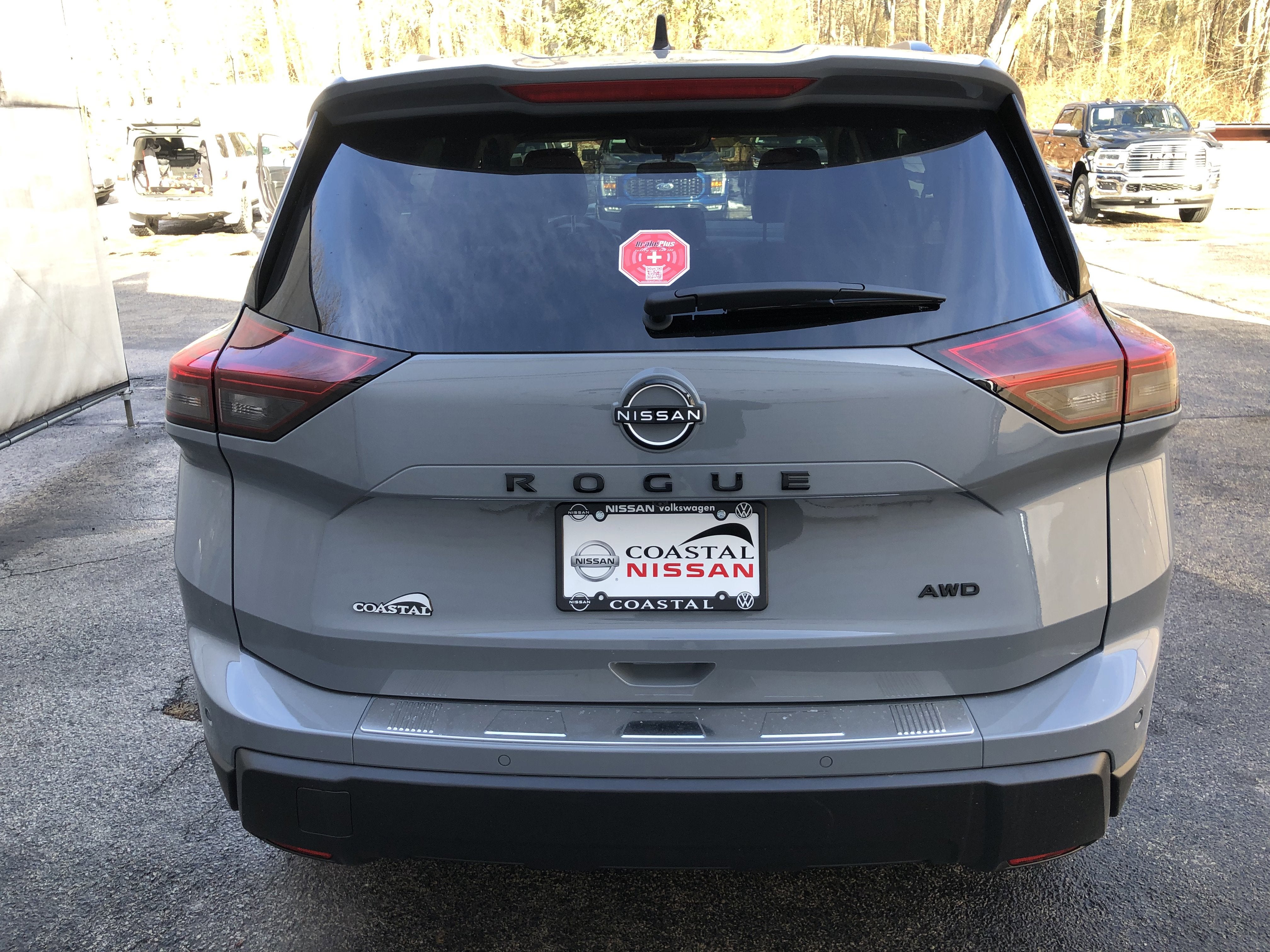 2026 Nissan Rogue Dark Armor