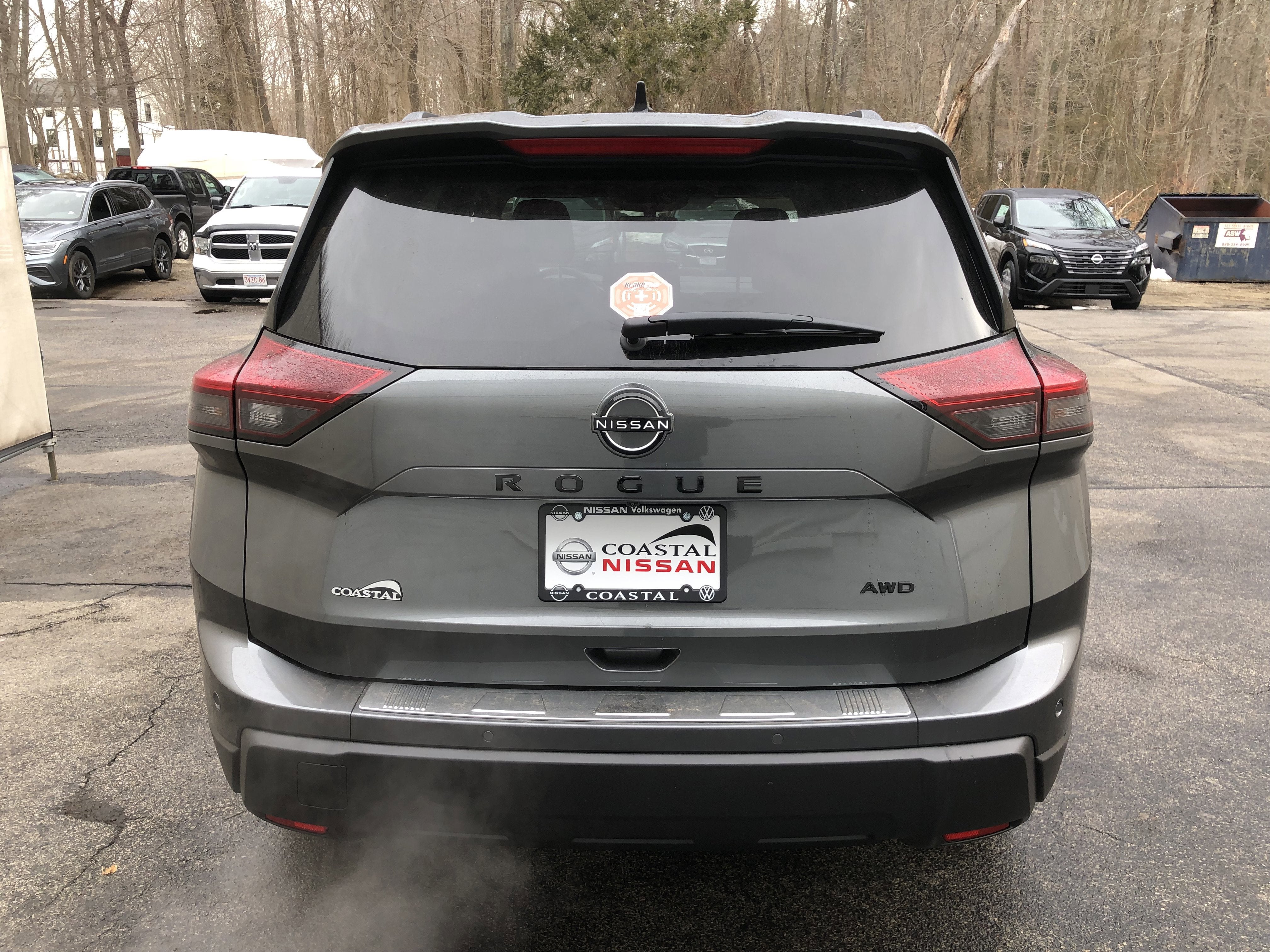 2026 Nissan Rogue Dark Armor