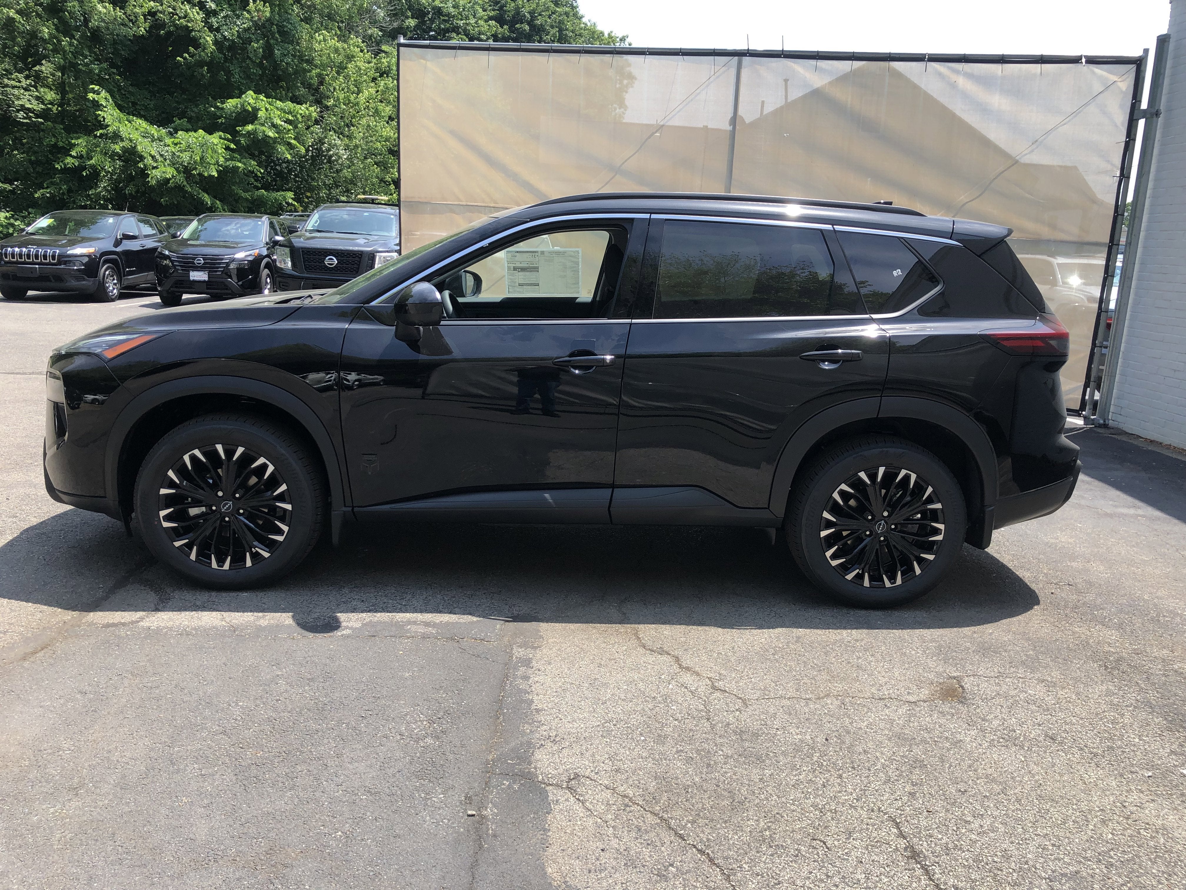 2026 Nissan Rogue Dark Armor