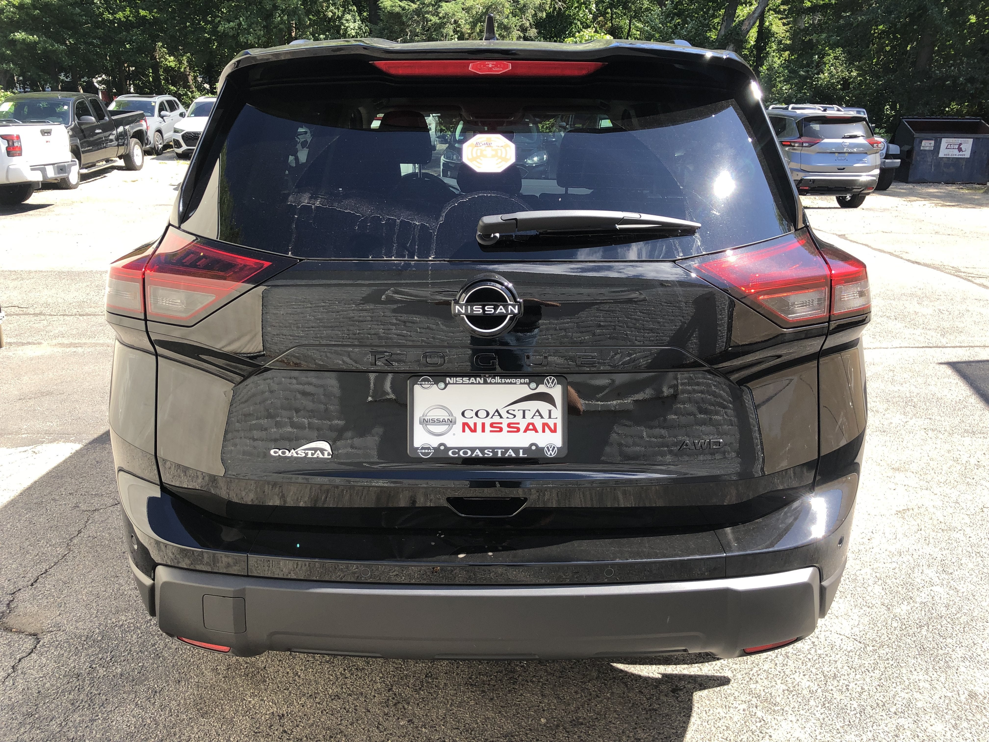 2026 Nissan Rogue Dark Armor
