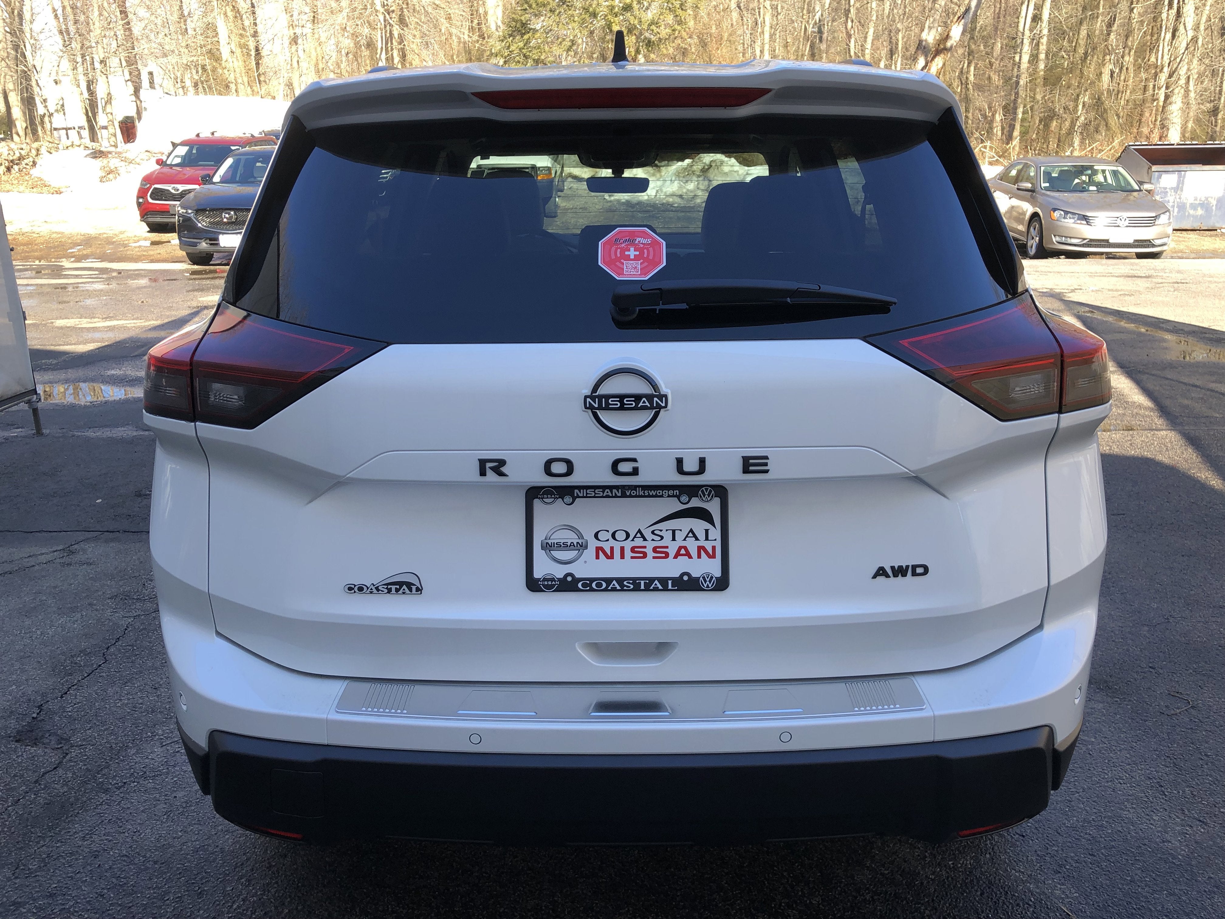 2026 Nissan Rogue Dark Armor