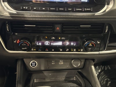 2022 Nissan Rogue SL W/Premium Package