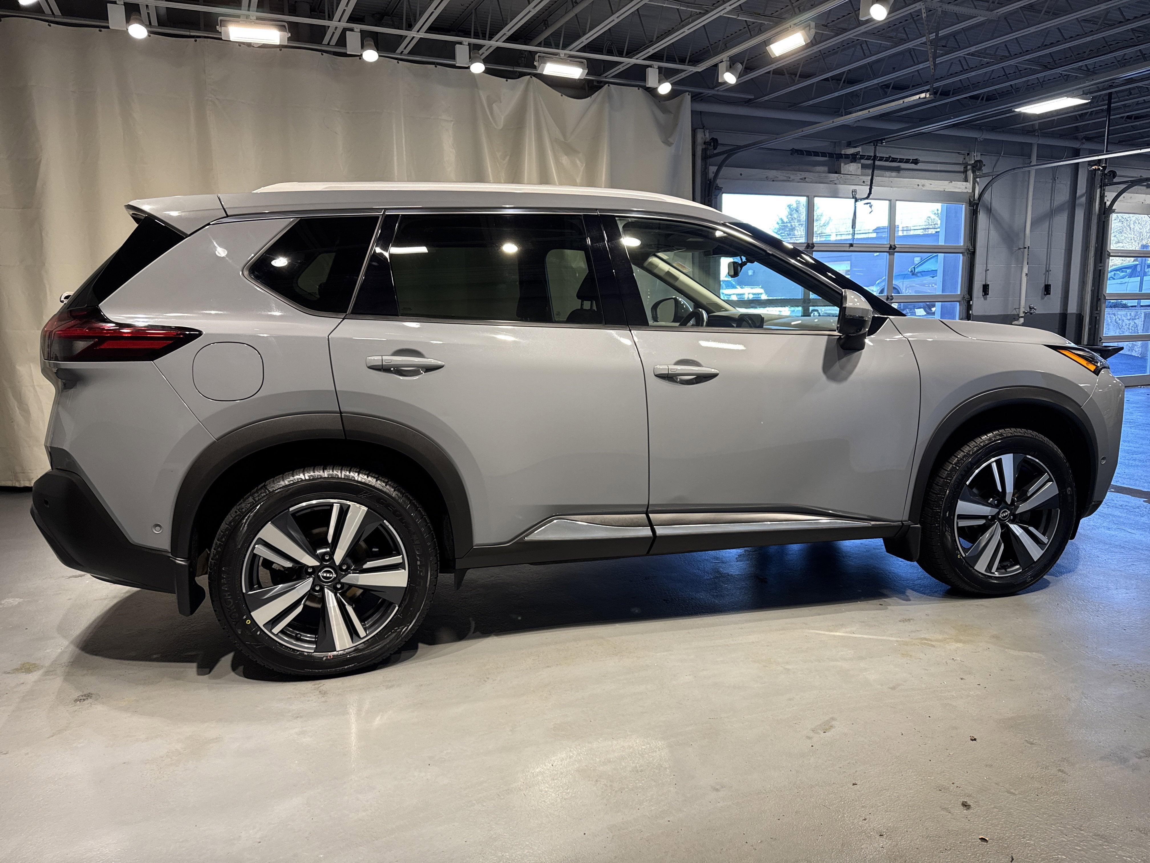 2022 Nissan Rogue SL W/Premium Package