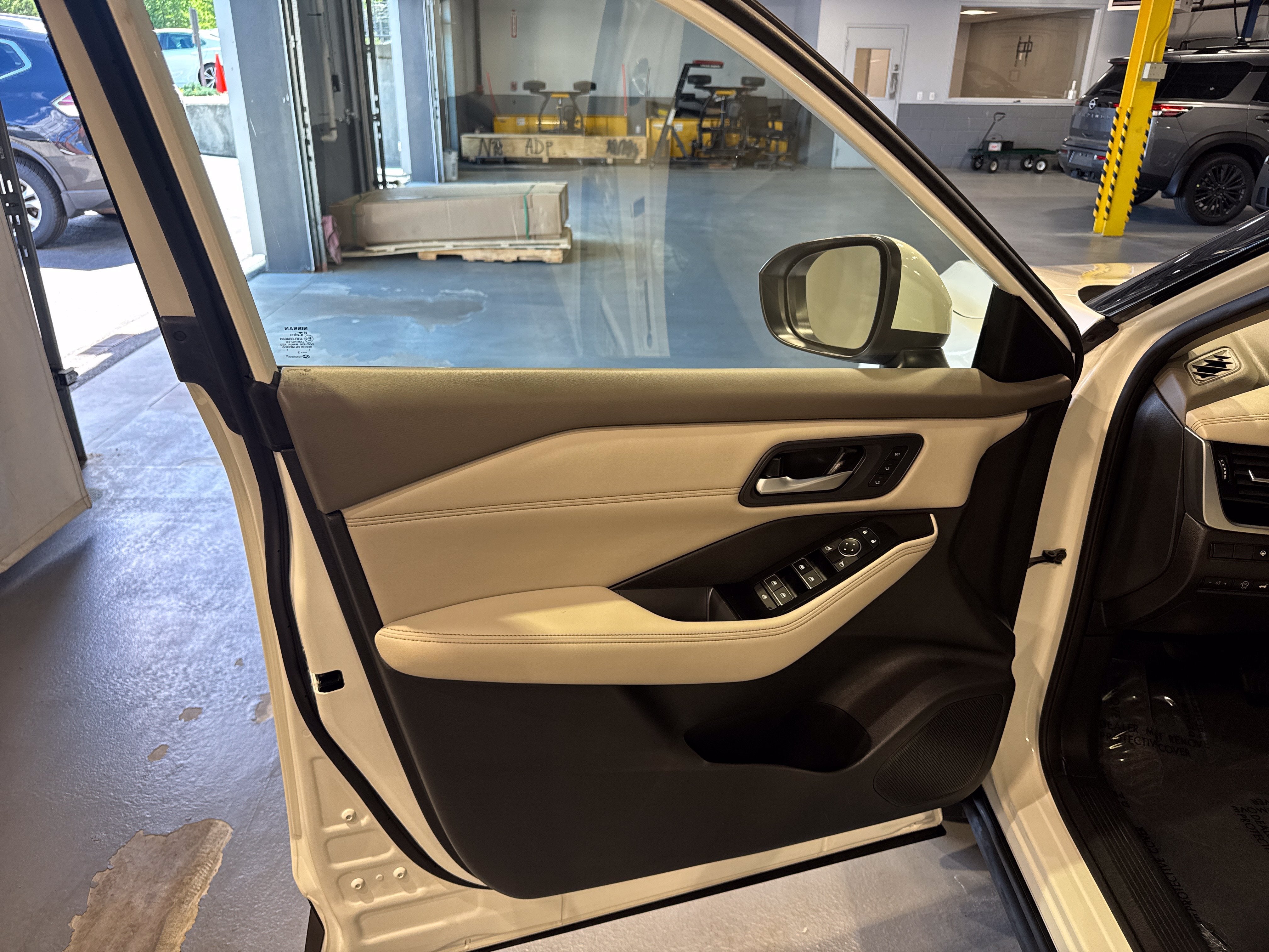 2023 Nissan Rogue SL W/Premium Package