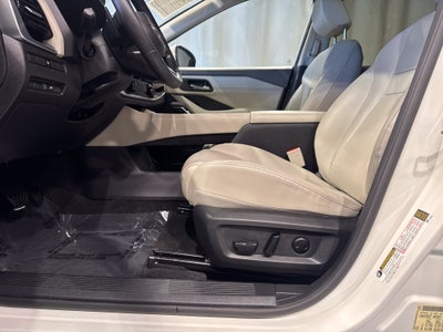 2023 Nissan Rogue SL W/Premium Package