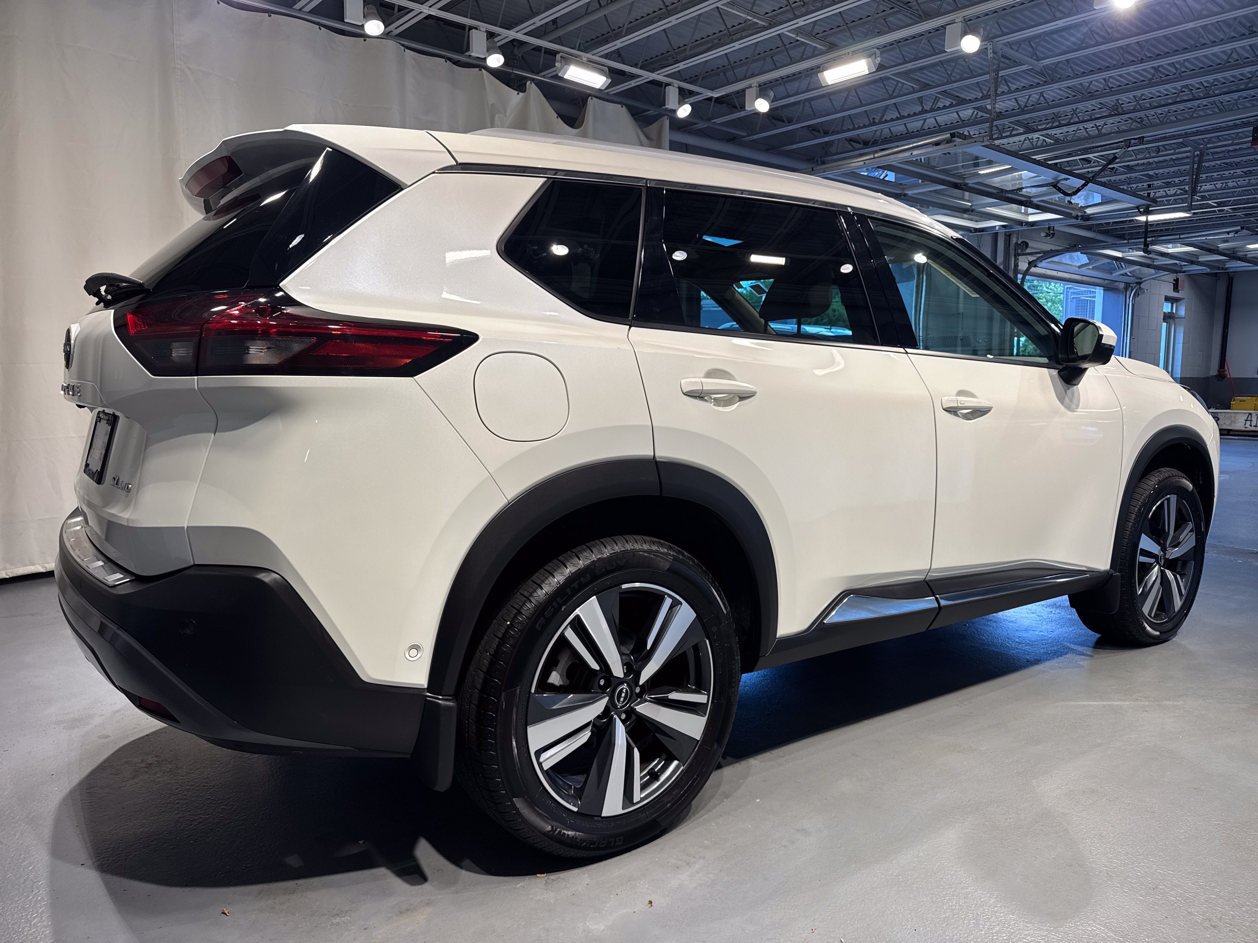 2023 Nissan Rogue SL W/Premium Package