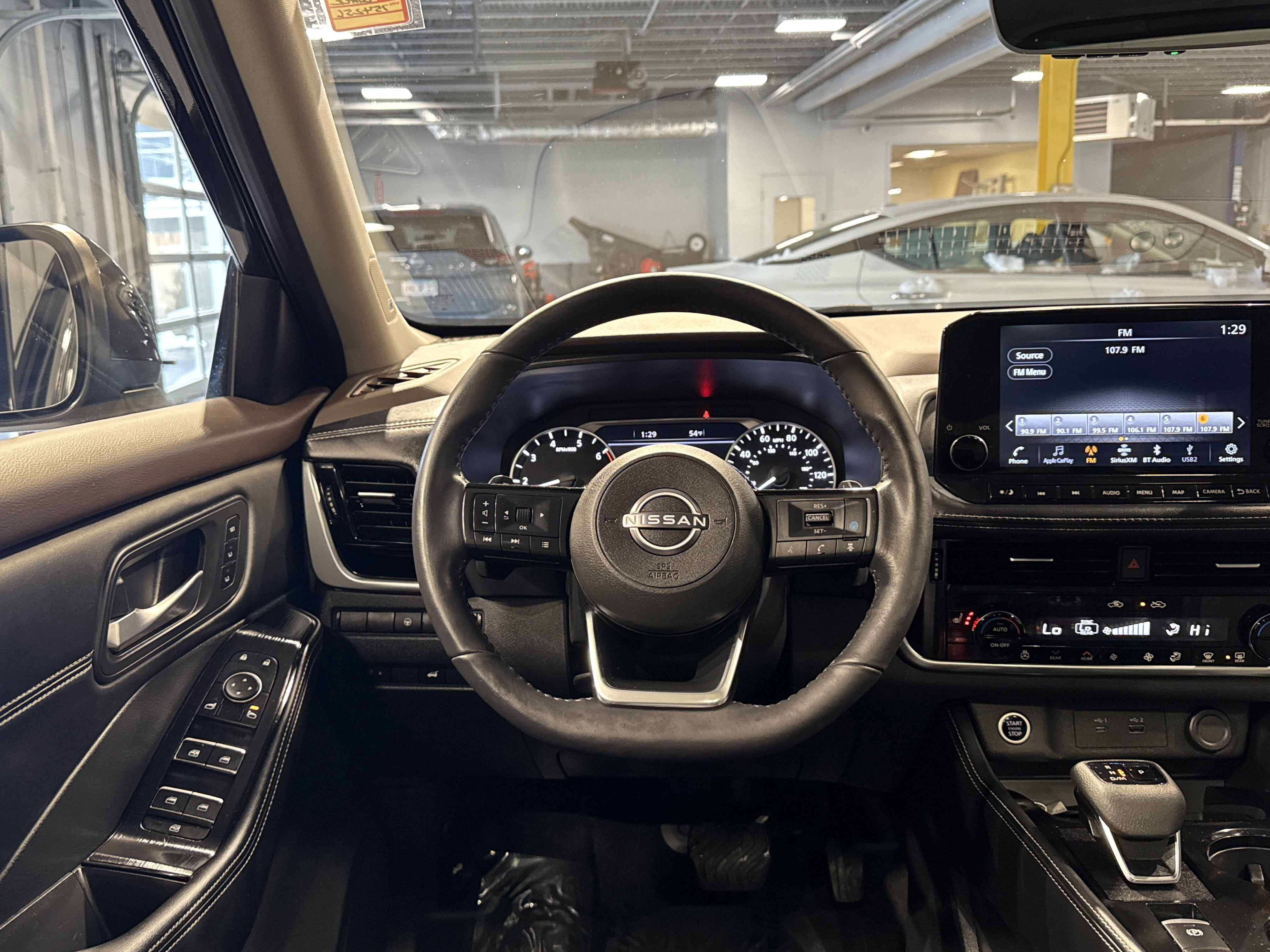 2023 Nissan Rogue SL W/Premium Package