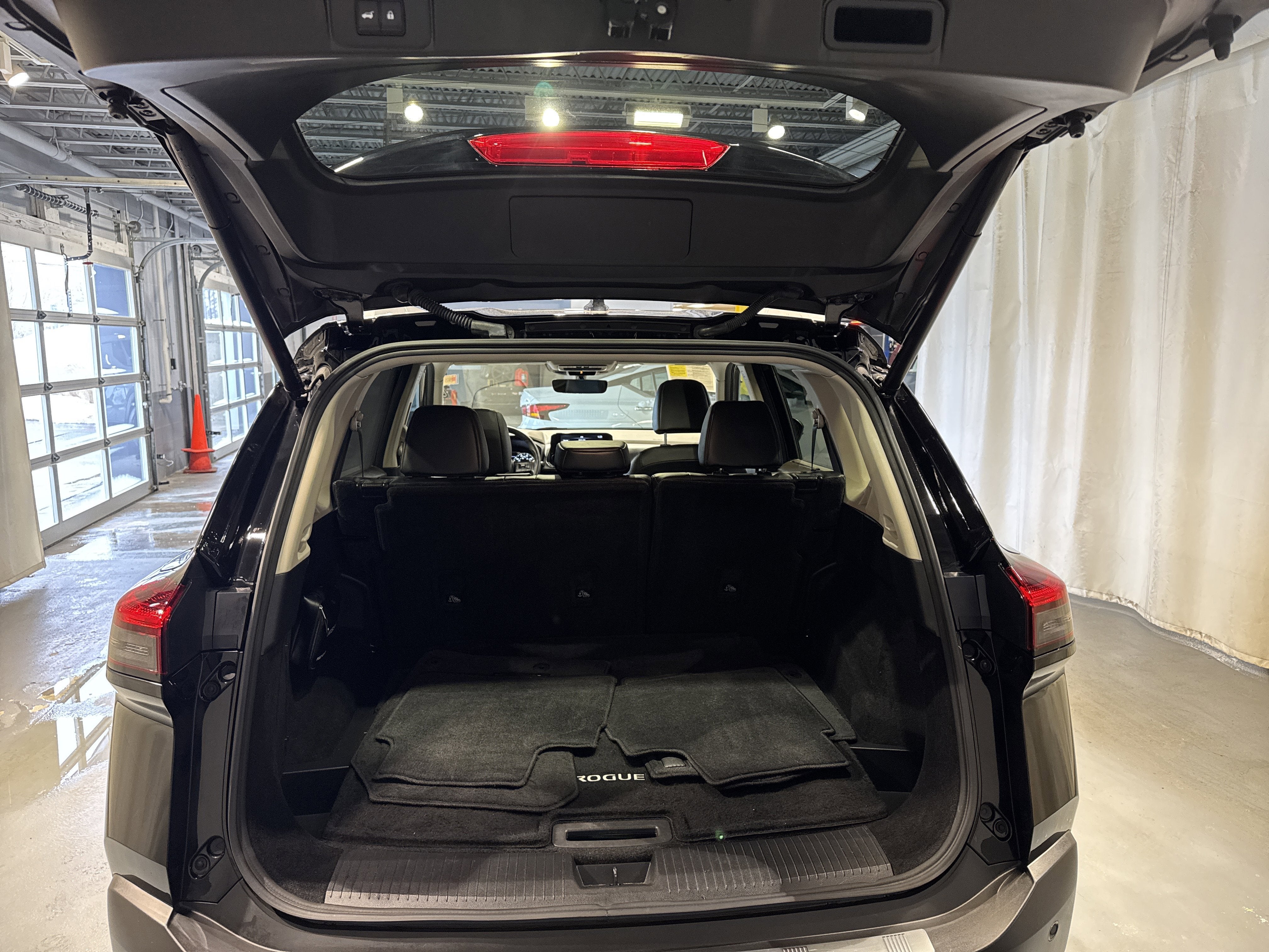 2023 Nissan Rogue SL W/Premium Package