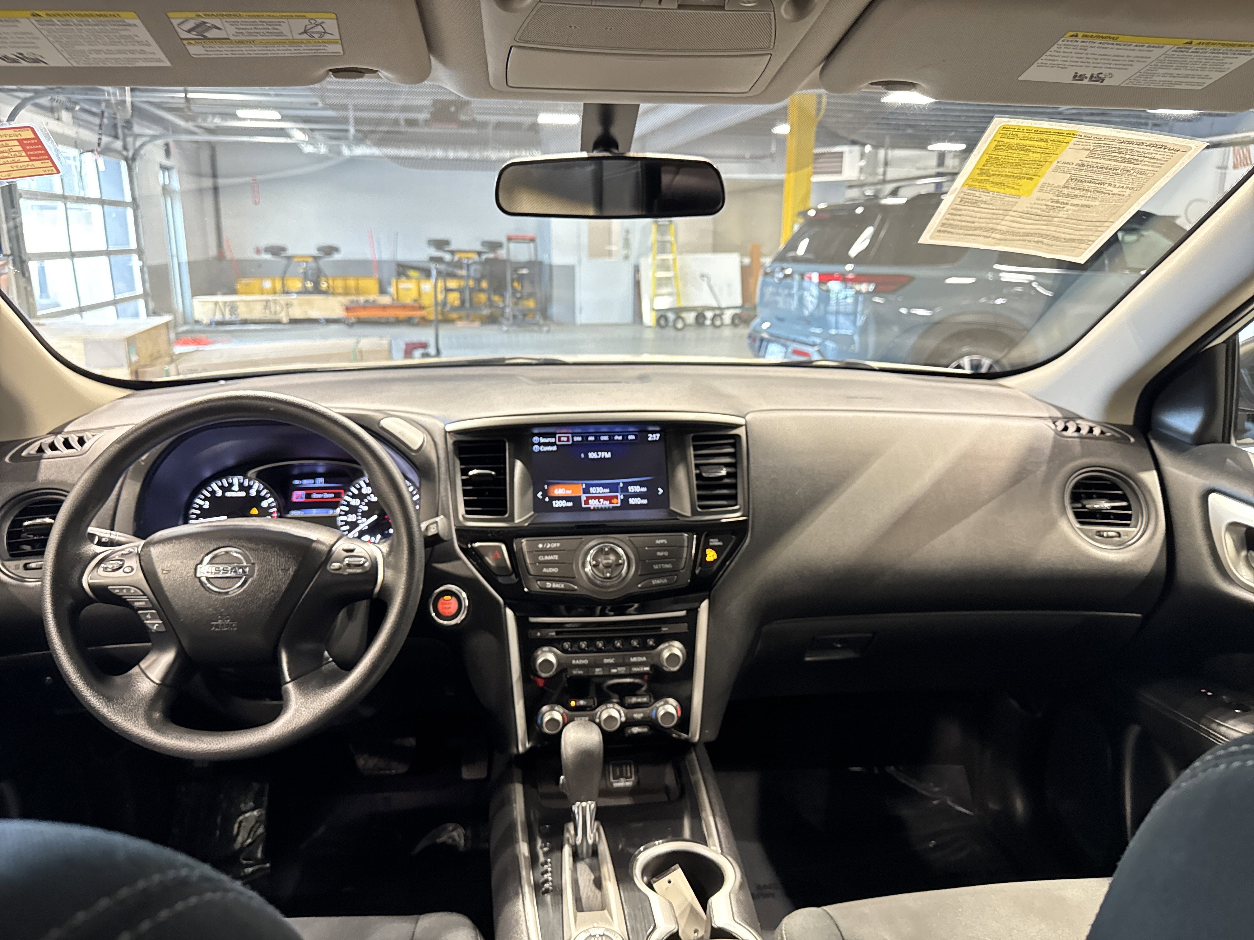 2019 Nissan Pathfinder S
