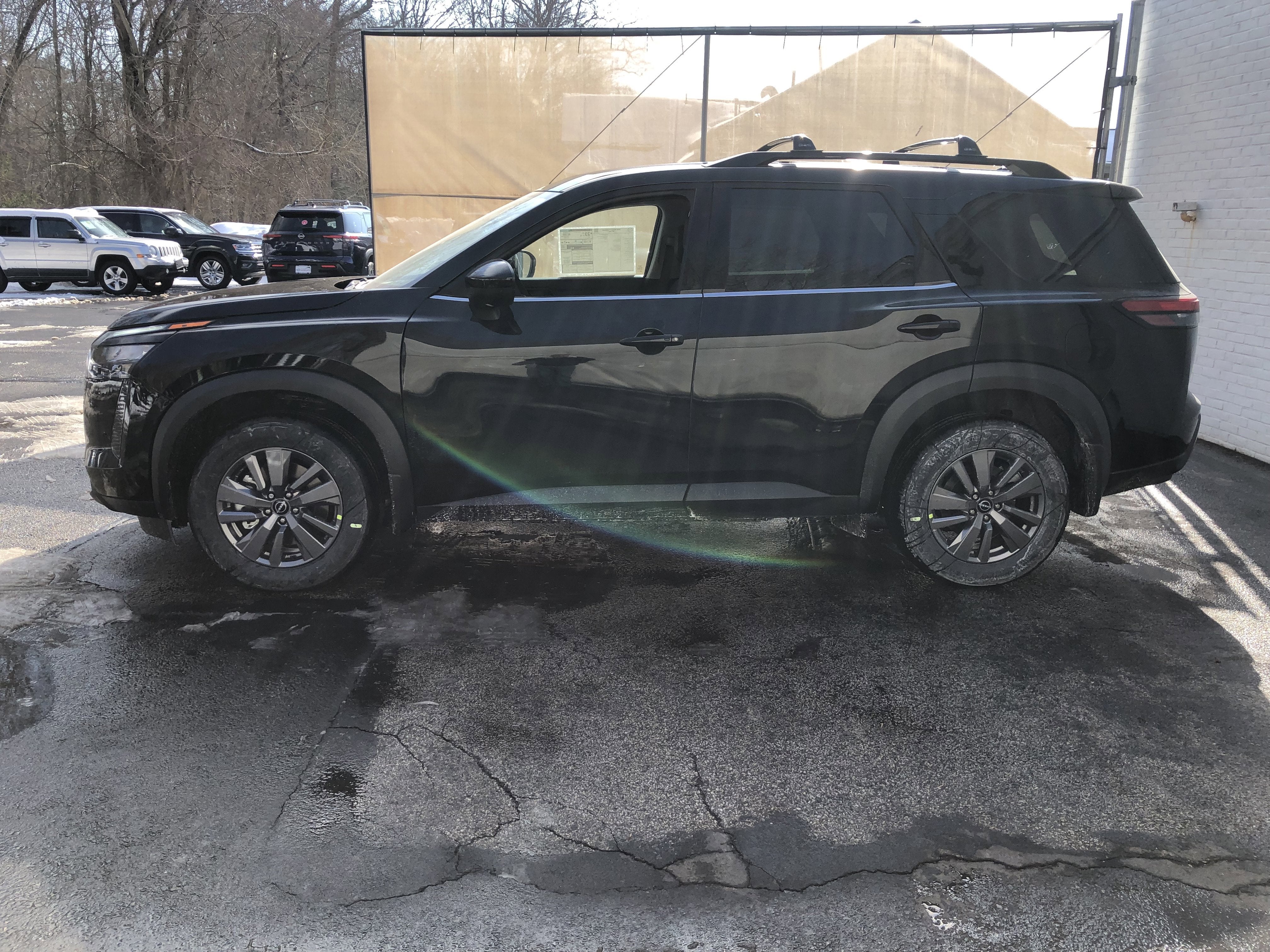 2026 Nissan Pathfinder SV