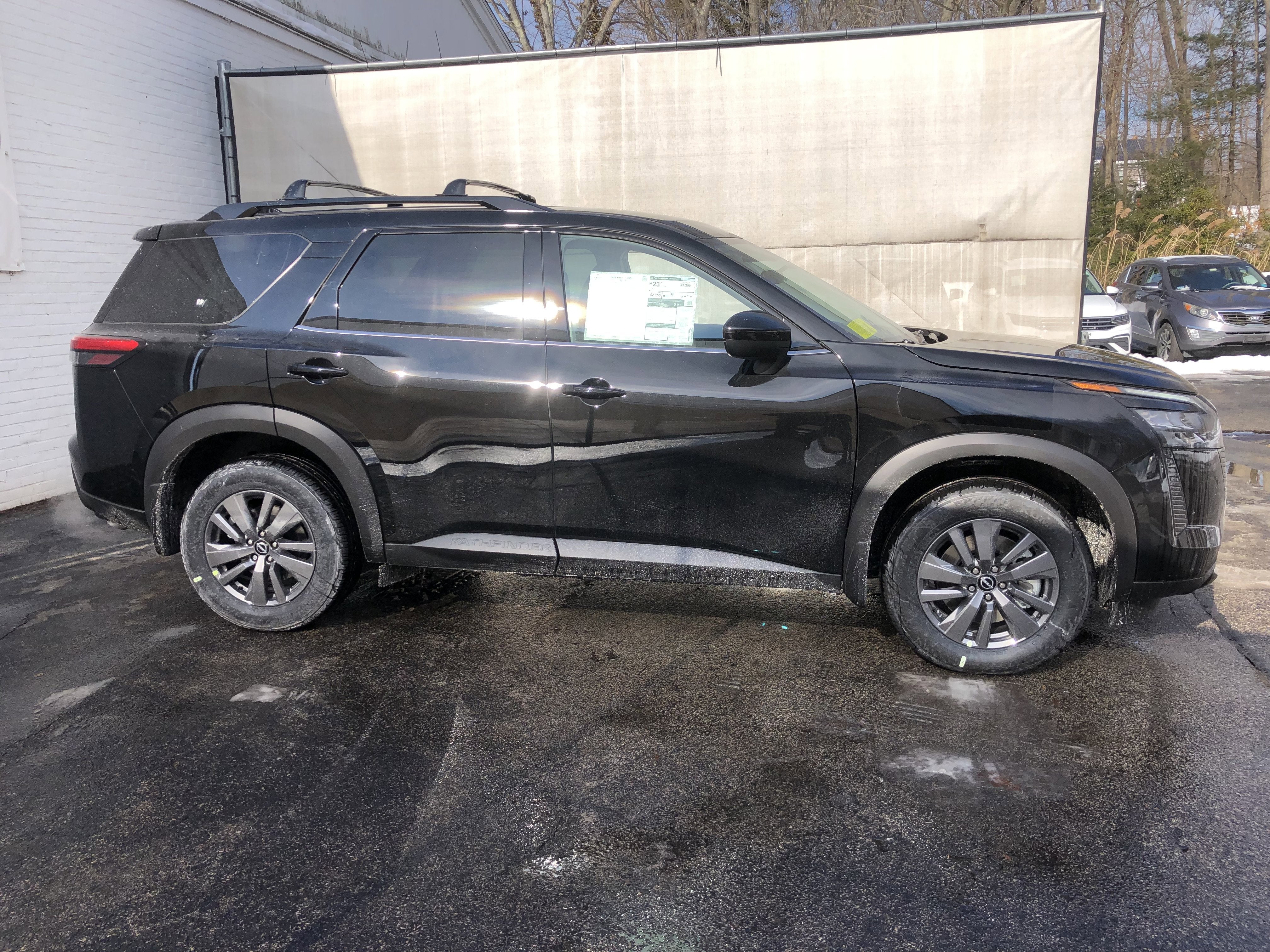 2026 Nissan Pathfinder SV