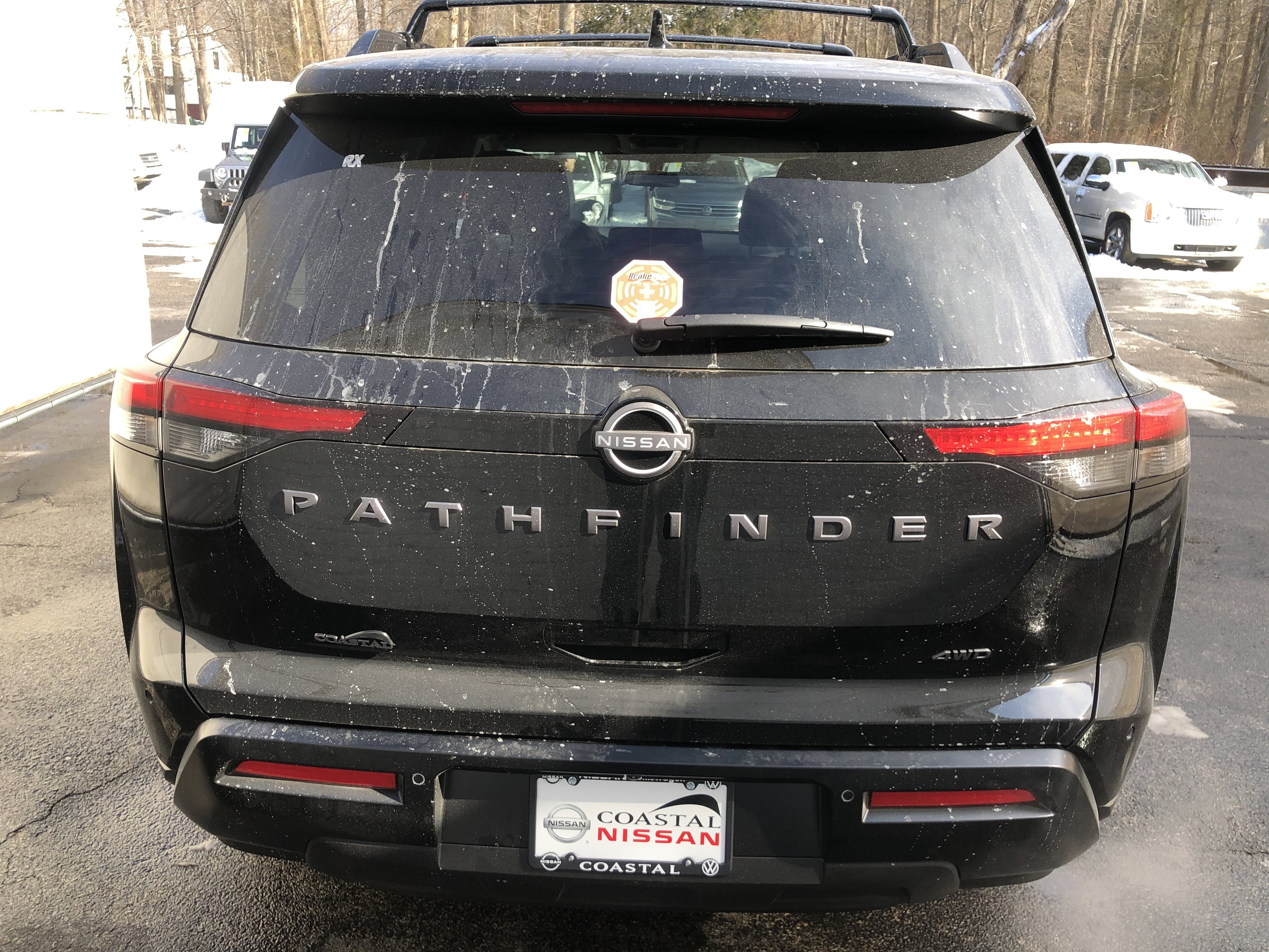 2026 Nissan Pathfinder SV