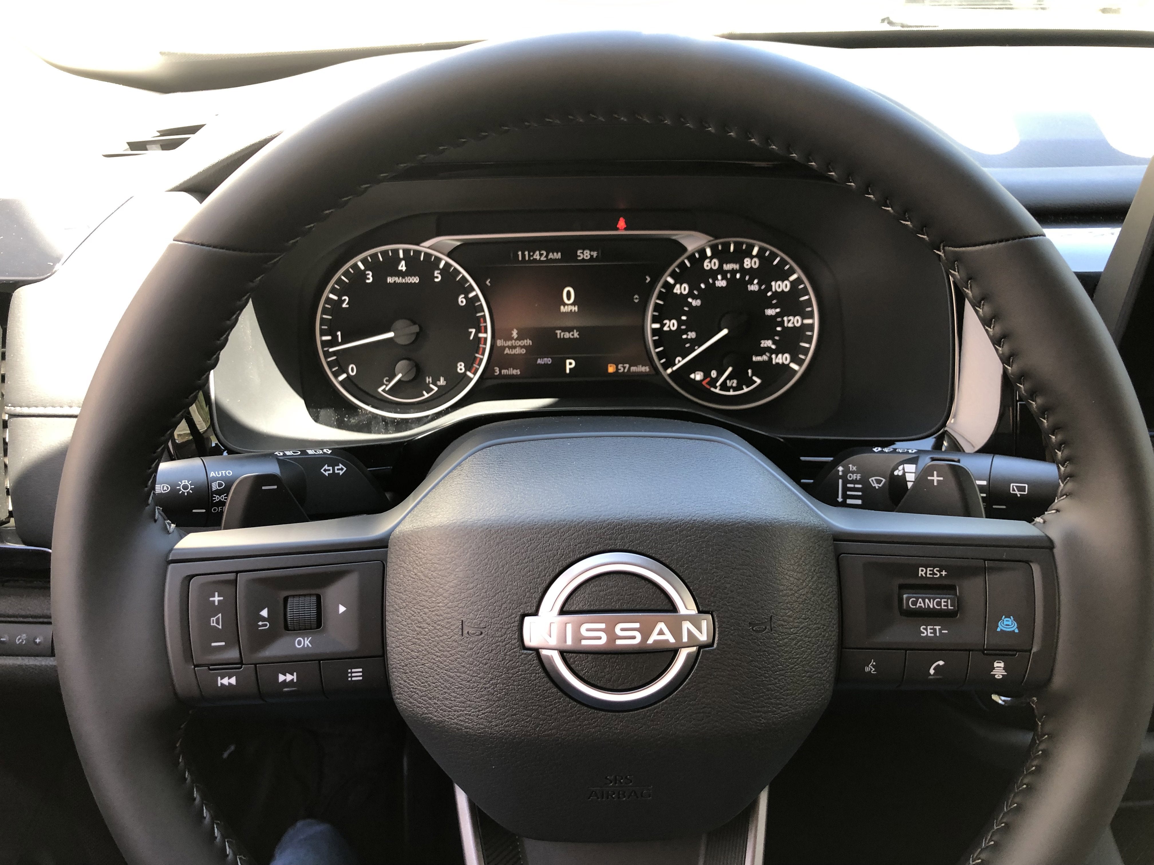 2026 Nissan Pathfinder SV