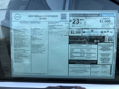 2025 Nissan Pathfinder SL