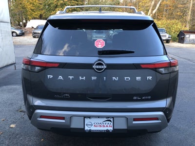 2025 Nissan Pathfinder SL