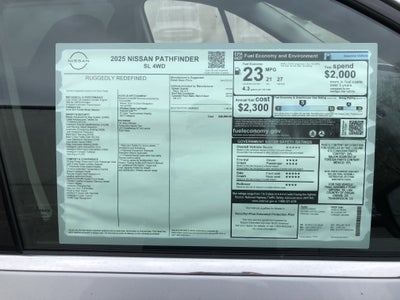 2025 Nissan Pathfinder SL