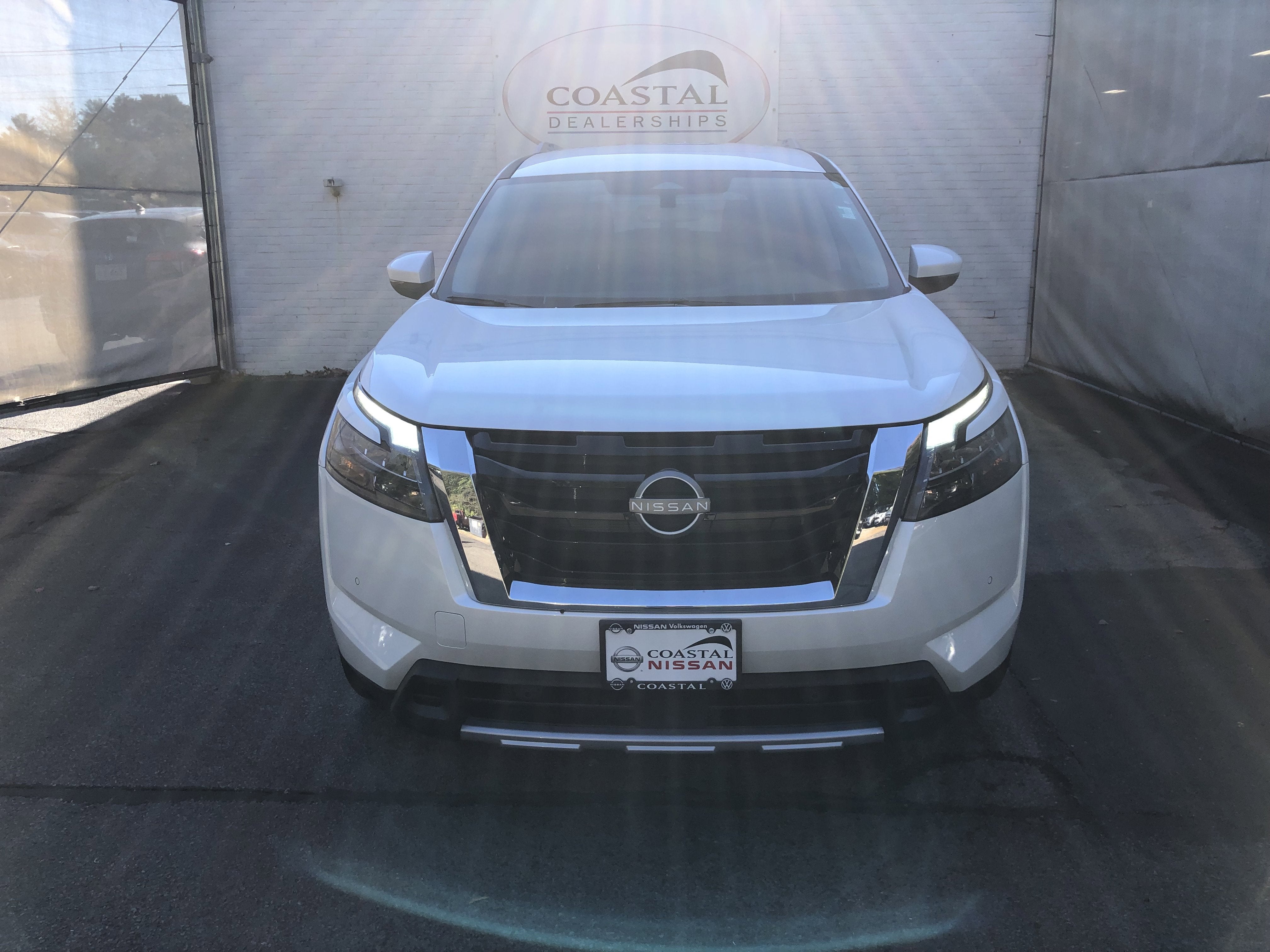 2025 Nissan Pathfinder SL