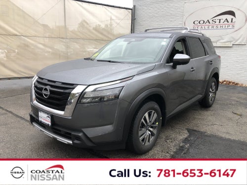 2025 Nissan Pathfinder SL