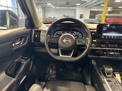 2023 Nissan Pathfinder SL W/Premium Package